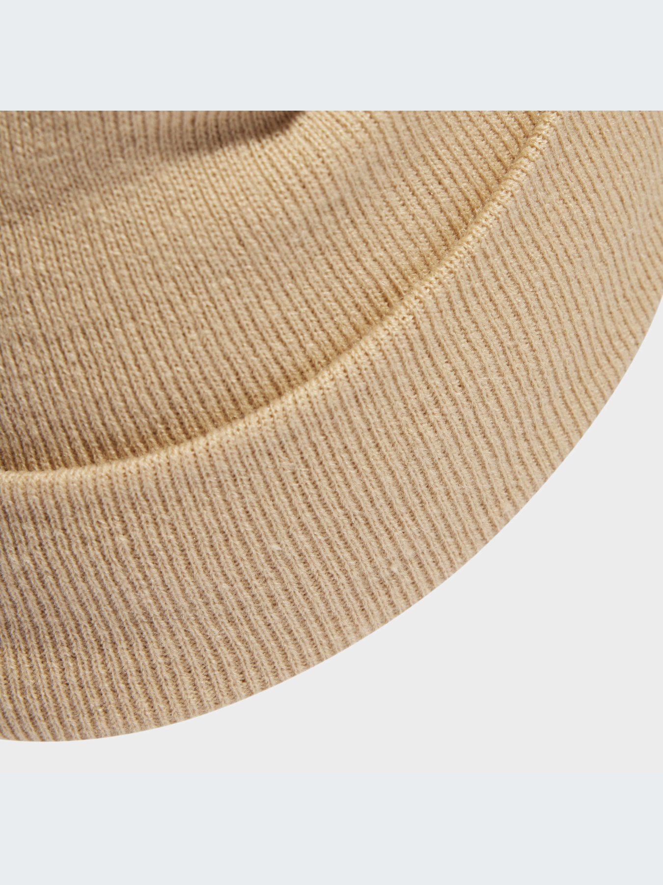 Шапка Adidas Adicolor модель HT1135 Шапка Adidas Adicolor модель HT1135 Фото