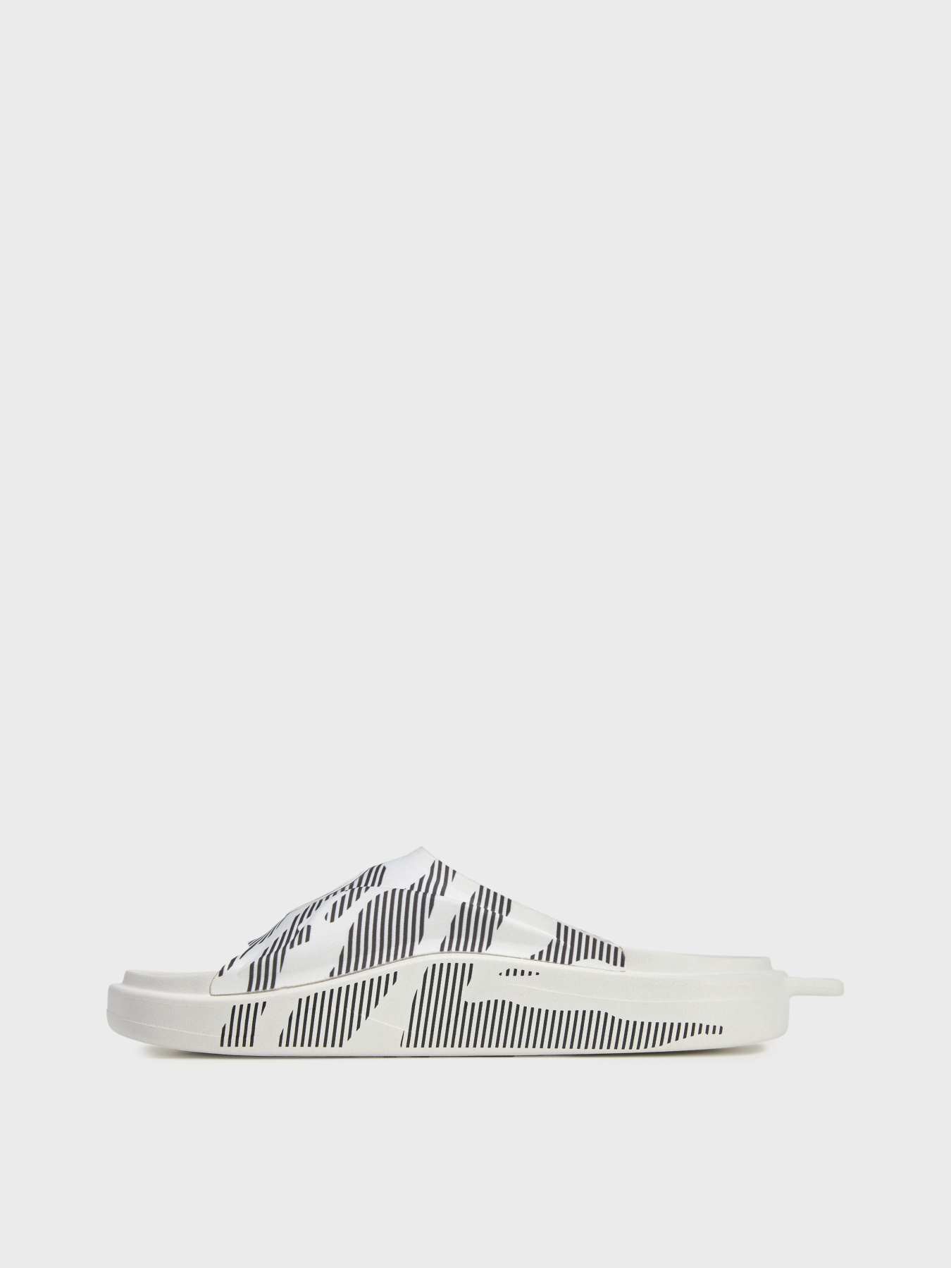 Шлепанцы Adidas модель IE8769 Фото