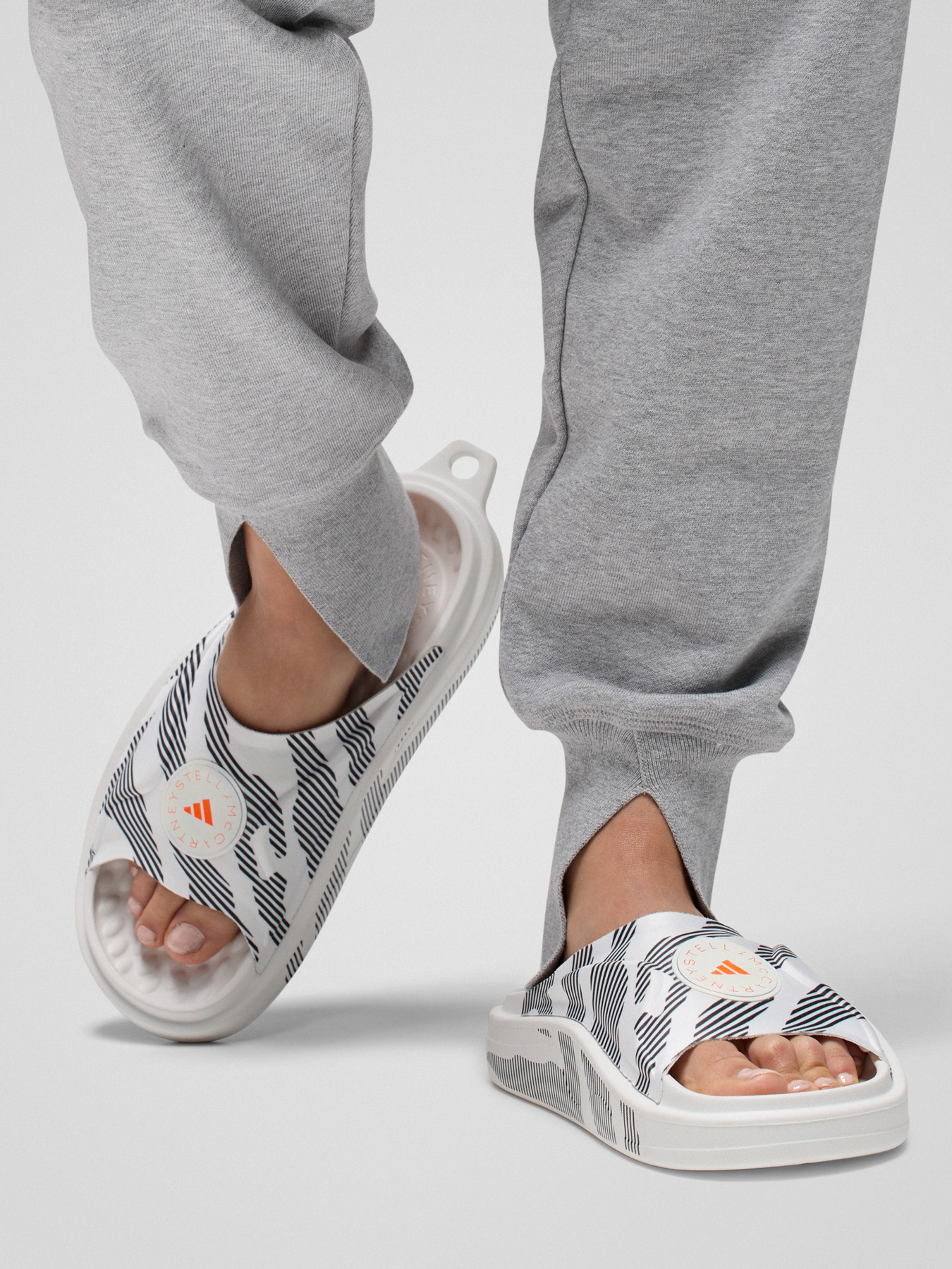 Шльопанці Adidas модель IE8769 Фото