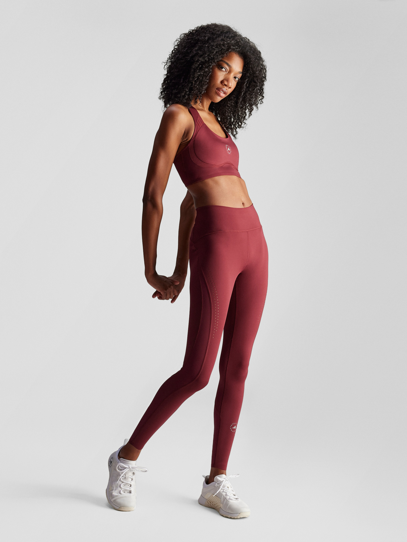 Леггинсы спортивные Adidas модель IW9899 Фото