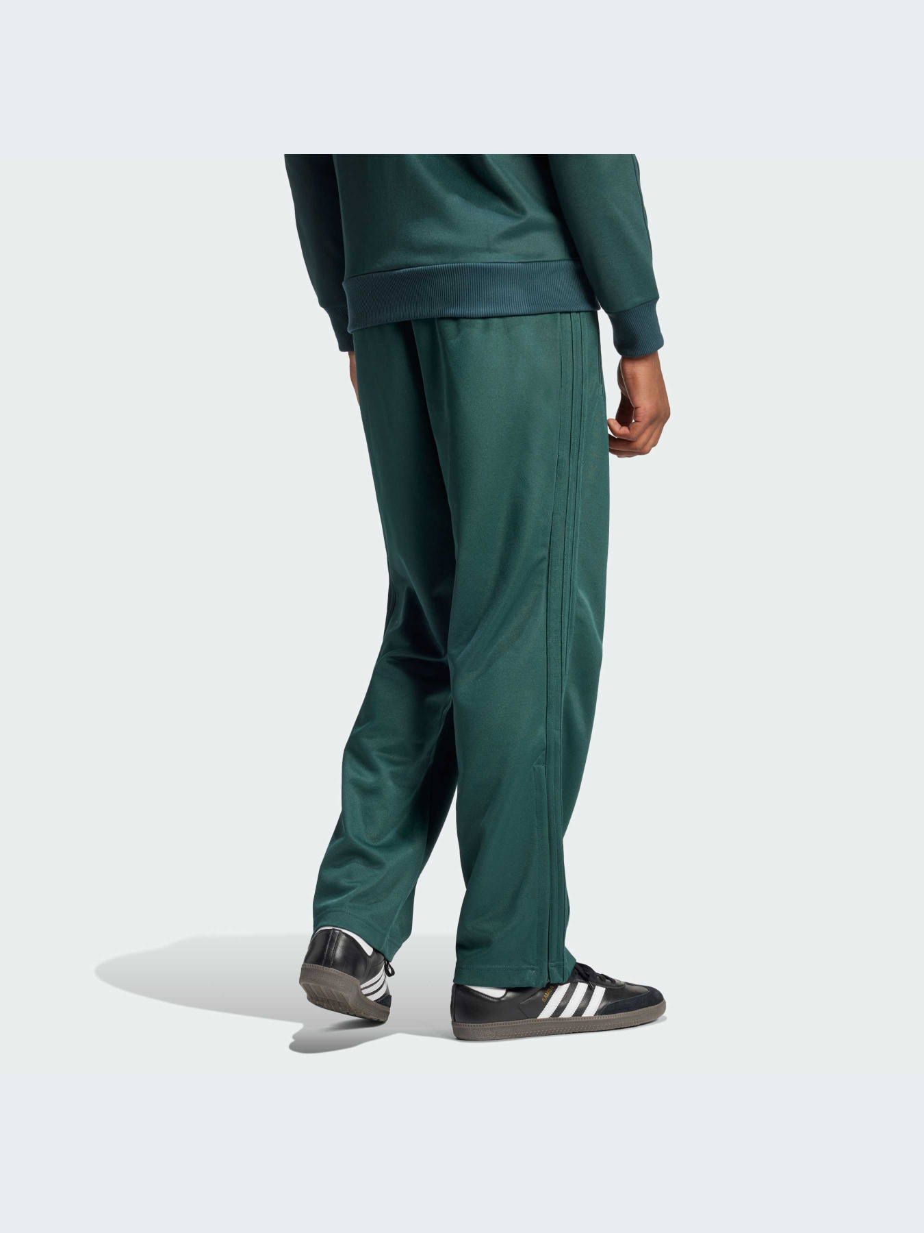 Брюки повседневные Adidas модель IW3251 Фото