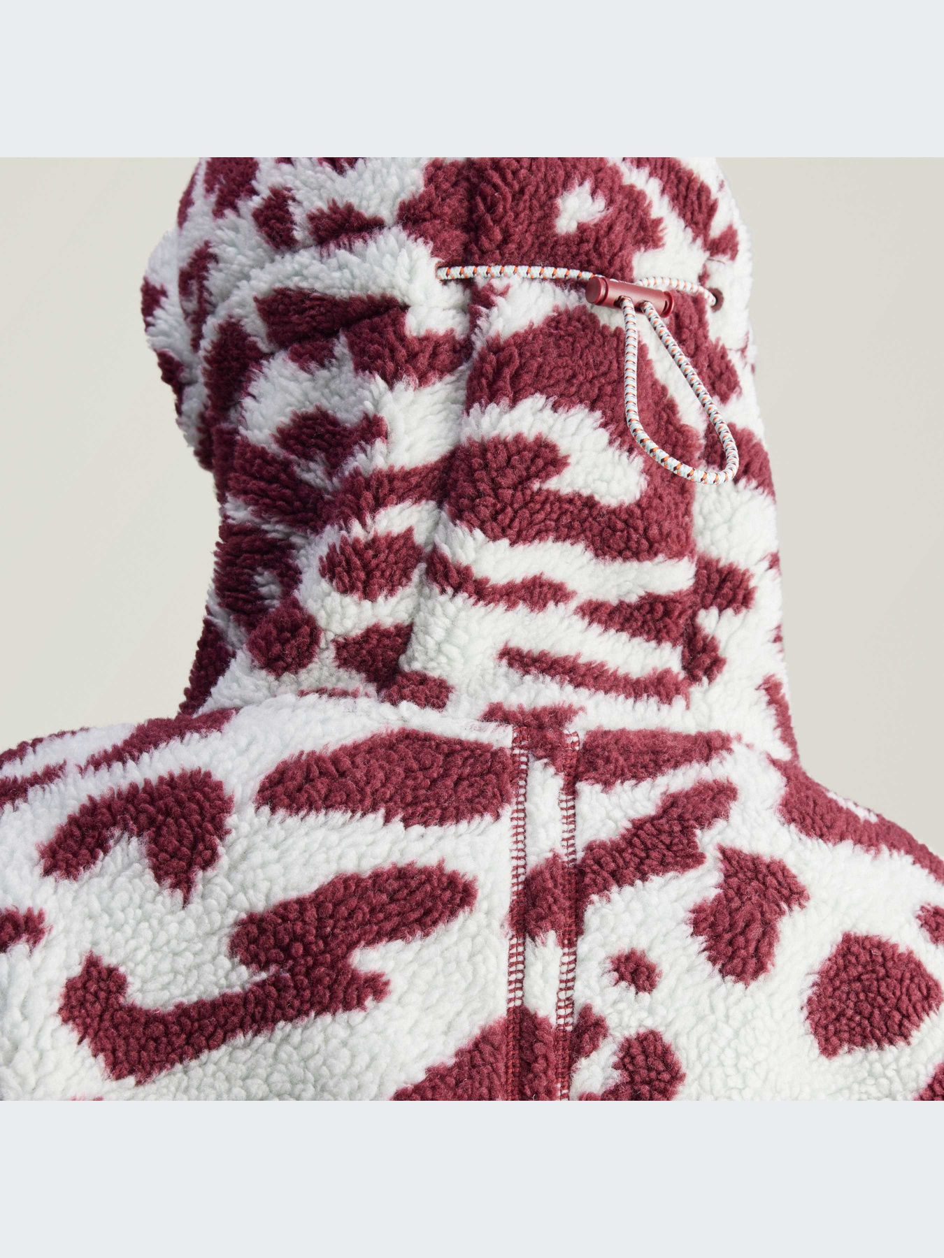 Демісезонна куртка Adidas модель IW3841 Фото