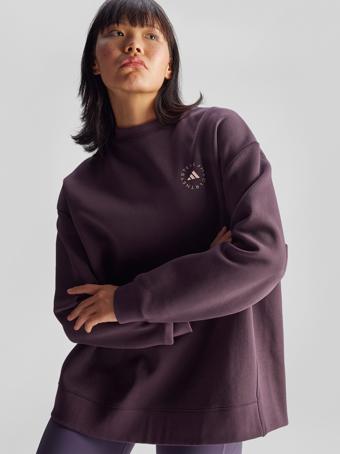 Свитшот Adidas модель IW9854 Фото