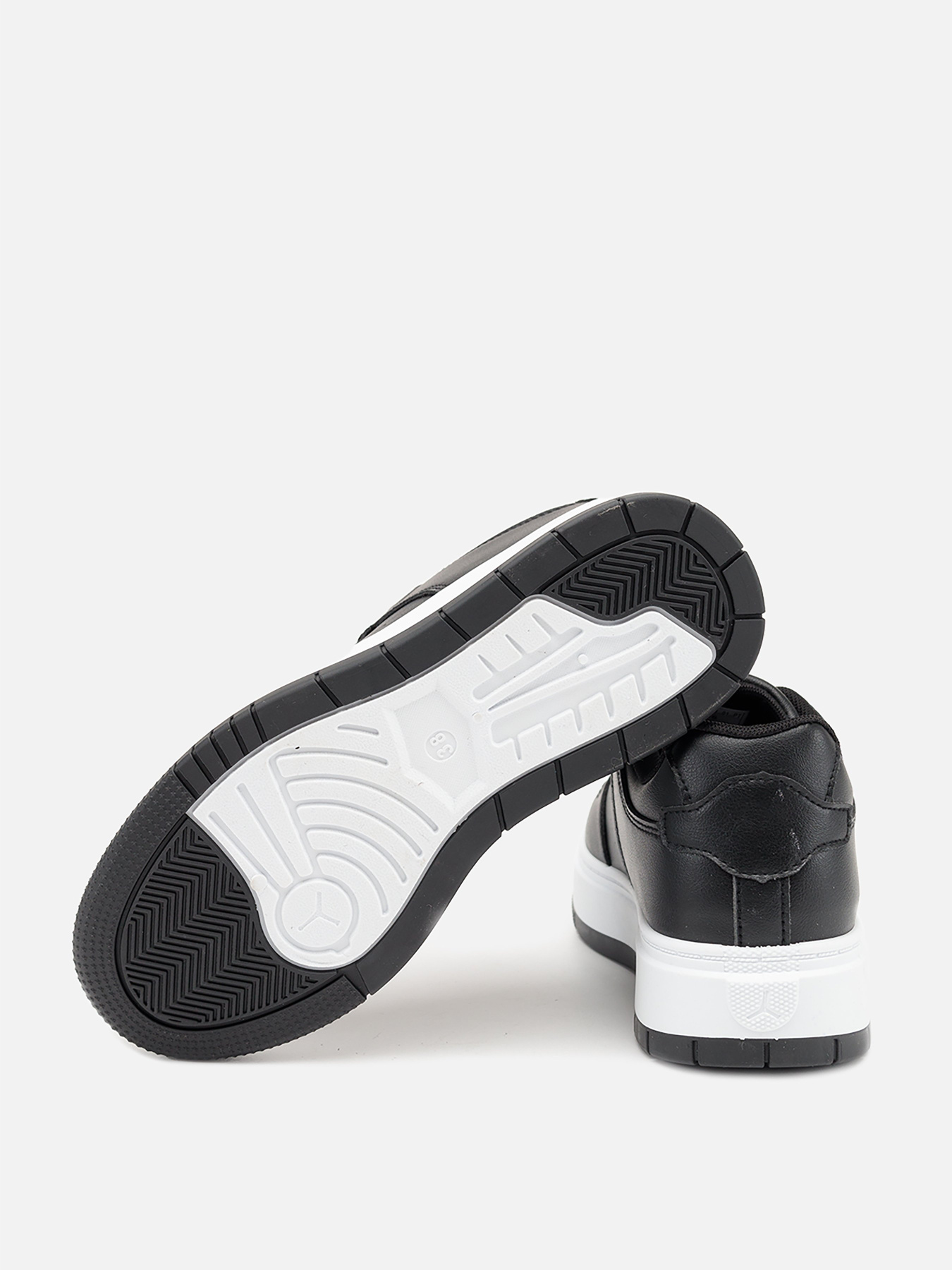 Кеды низкие YUKI модель ЦБ-00251133 Кеды низкие YUKI модель ЦБ-00251133 Фото