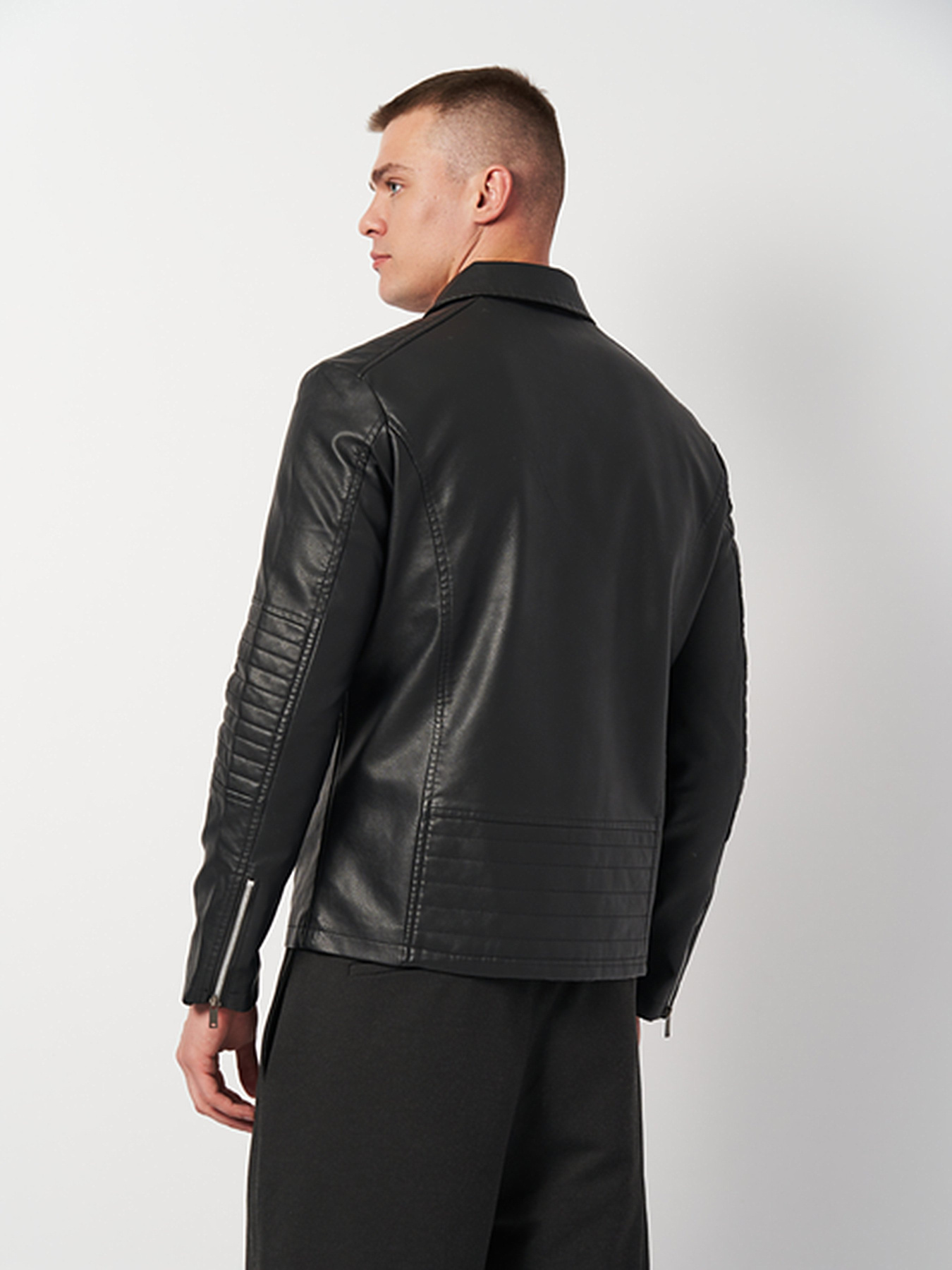 Куртка кожаная Ricco Grande модель k11711bl Фото