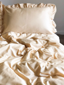 Комплект постільної білизни з рюшами золотий Cozy модель 8047896 Фото