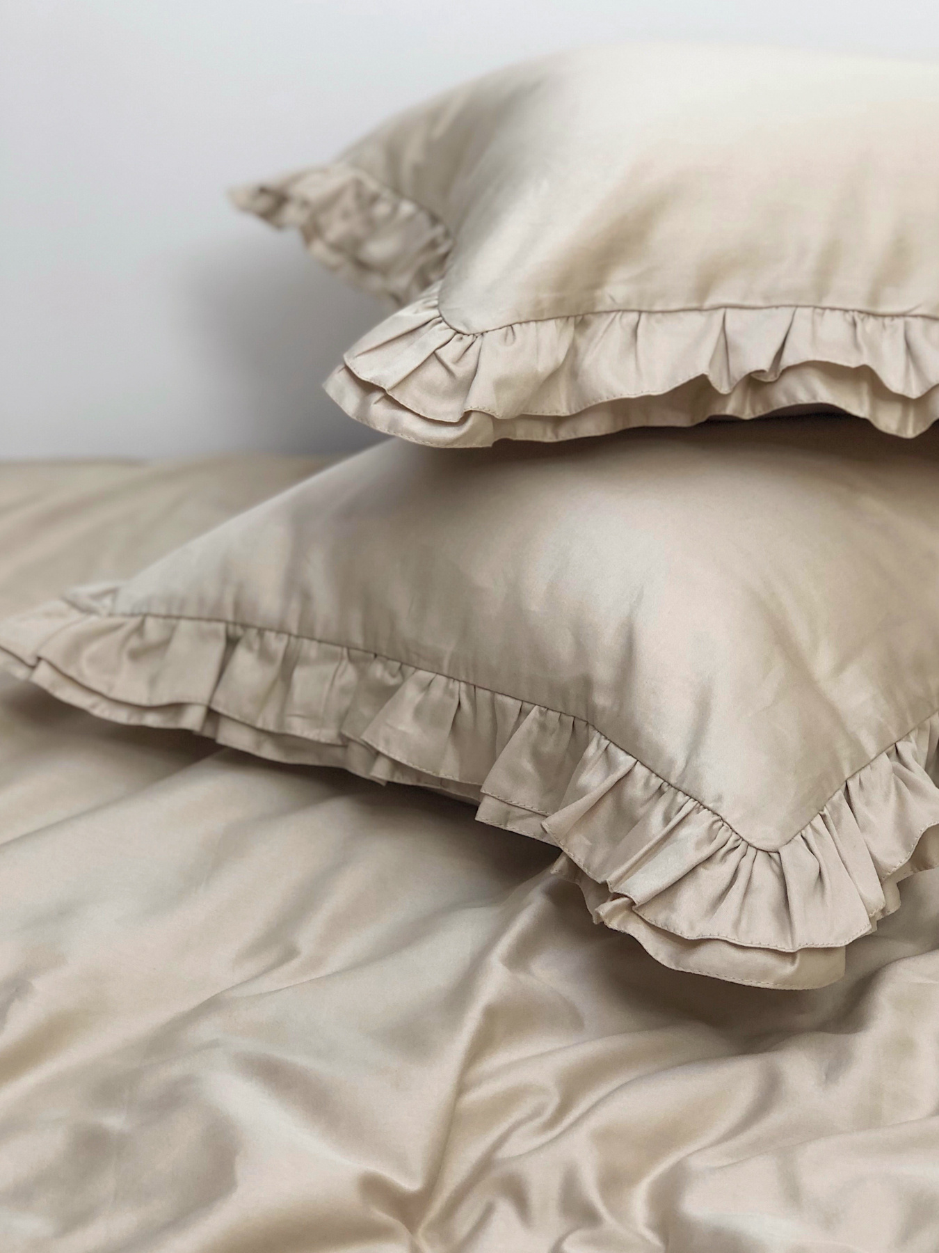 Комплект постільної білизни з рюшами лате Cozy модель 8047922 Фото