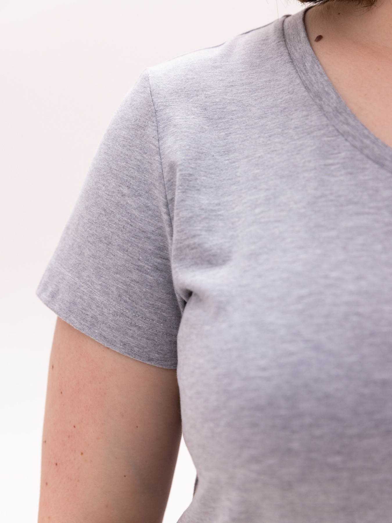 Футболка Роза модель 231116_grey Фото