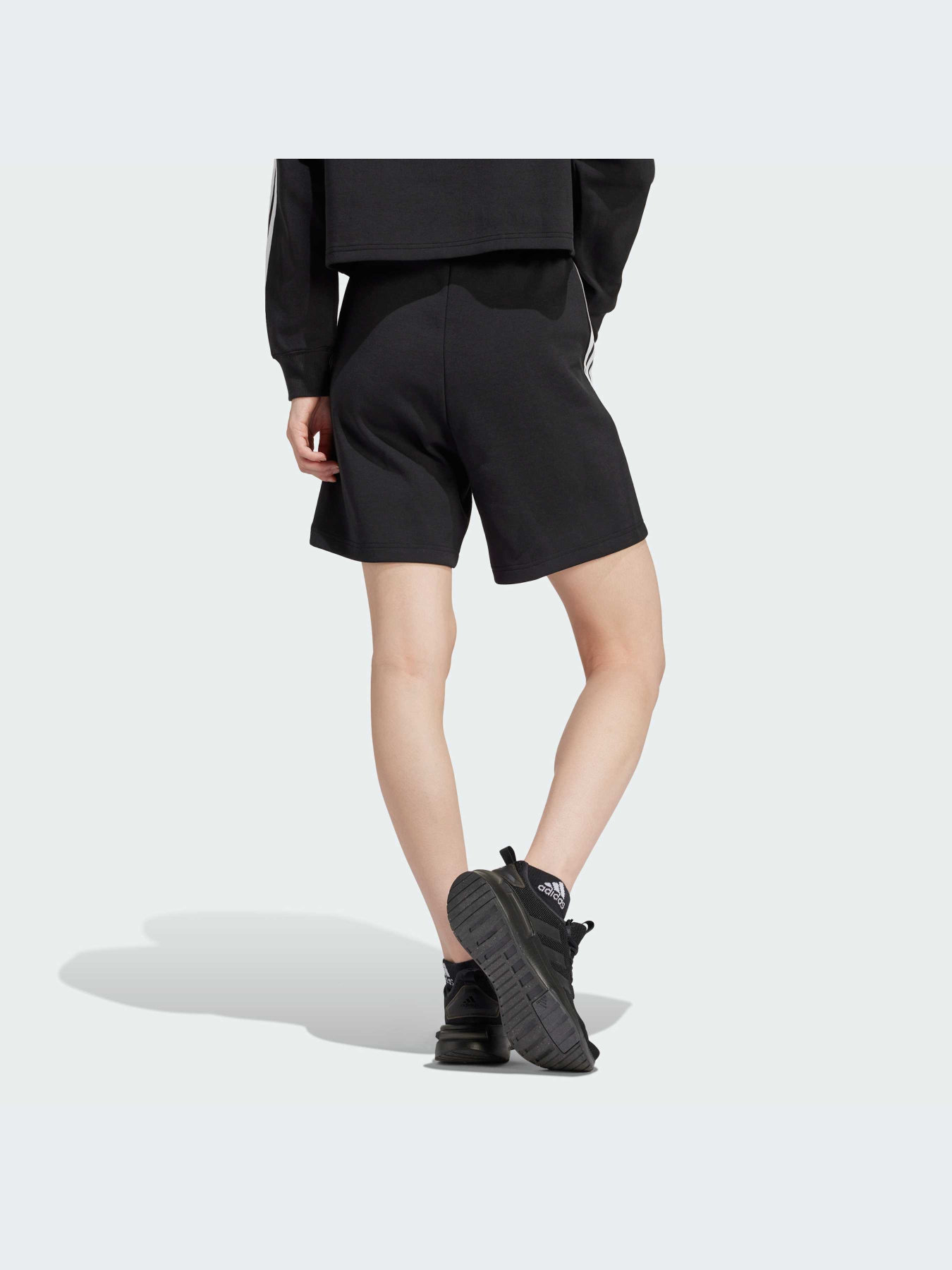 Шорты Adidas модель IP1543-KZ Фото