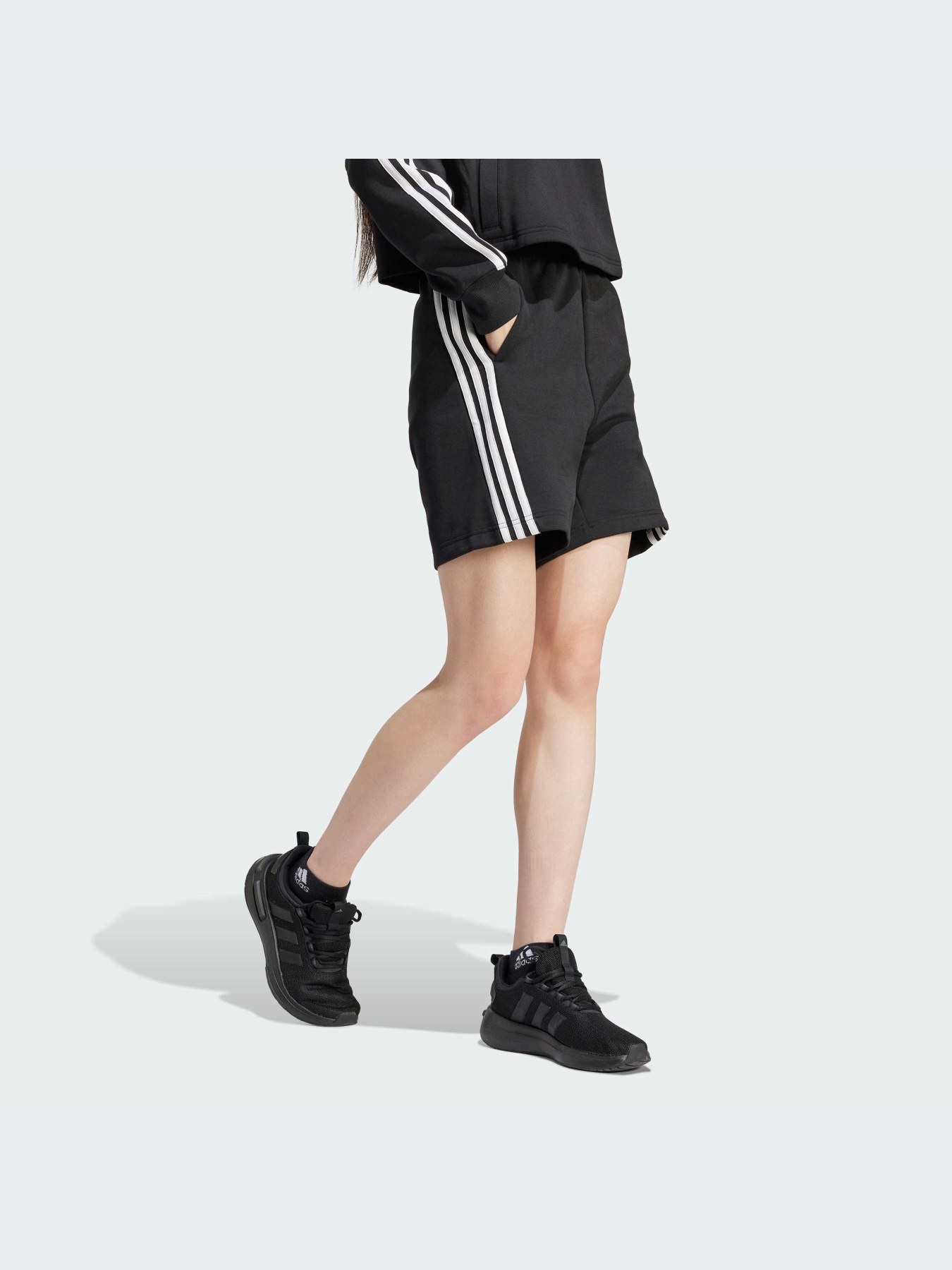 Шорты Adidas модель IP1543-KZ Фото