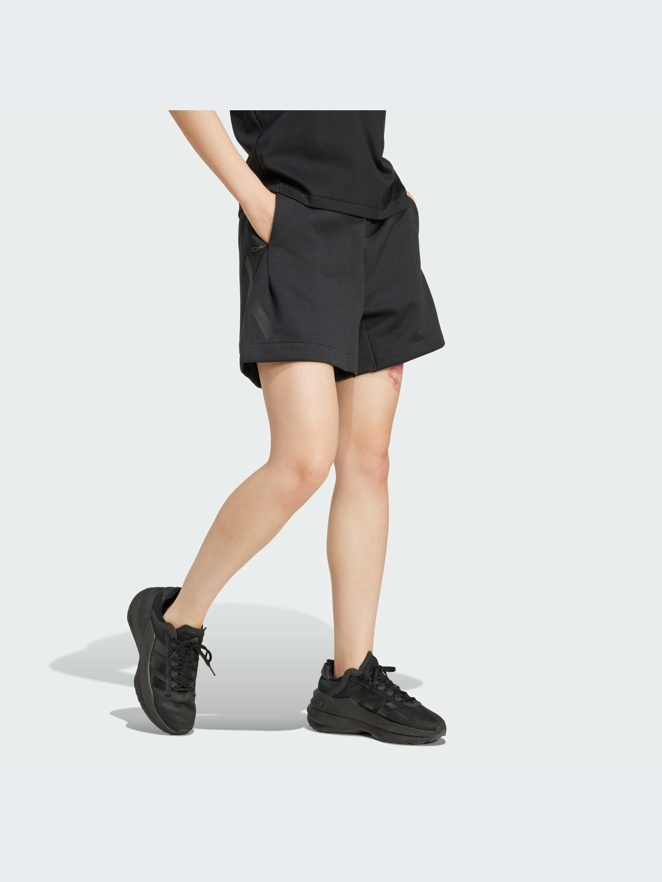 Шорты Adidas ZNE модель JE7845-KZ Фото