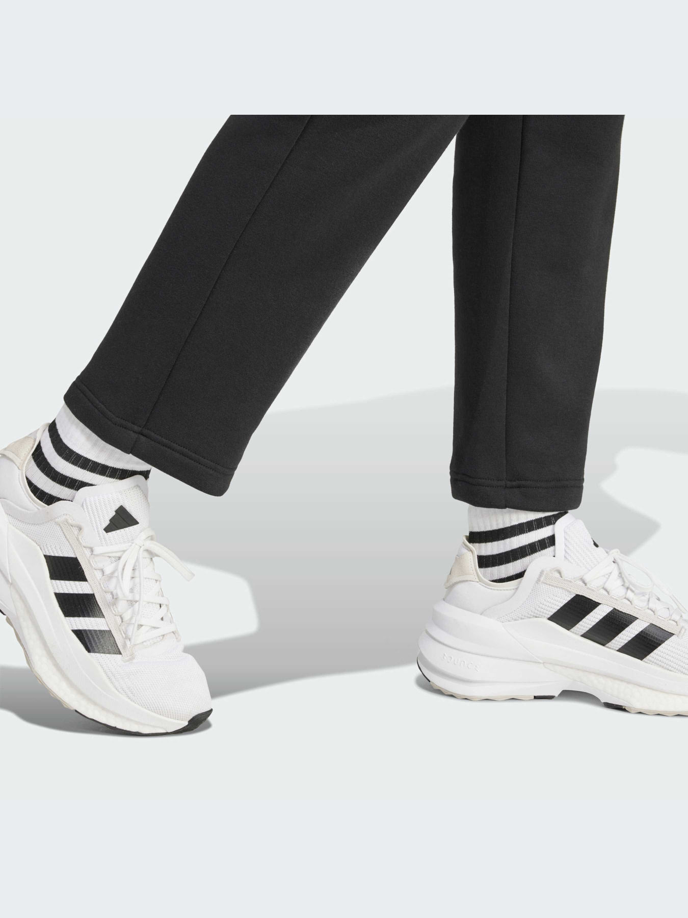 Брюки Adidas модель IW0221-KZ Фото