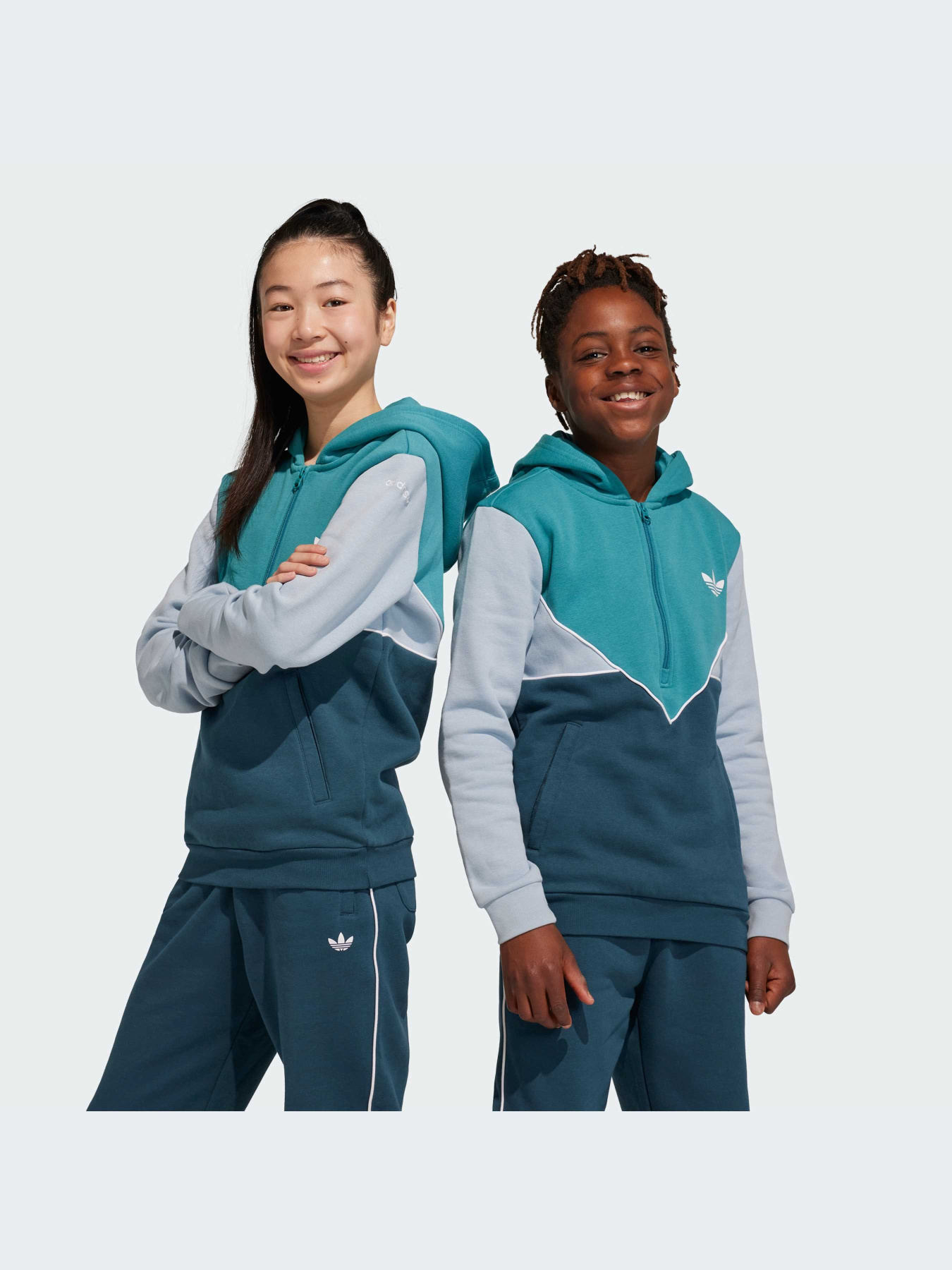 Худи и свитшоты Adidas Adicolor модель IJ5381-KZ Худи и свитшоты Adidas Adicolor модель IJ5381-KZ Фото