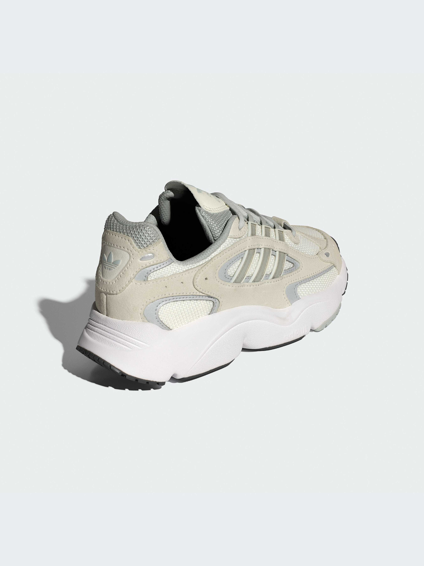 Кроссовки Adidas Ozweego модель IF6552-KZ Фото
