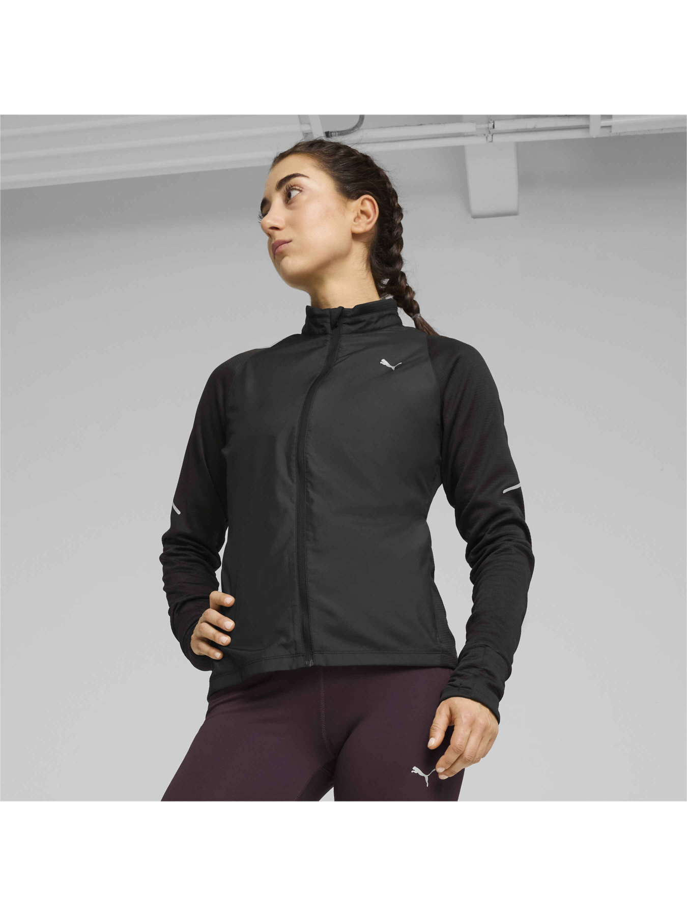 Вітровка PUMA Run Grid Fleece/woven Jacket модель 525759 Фото