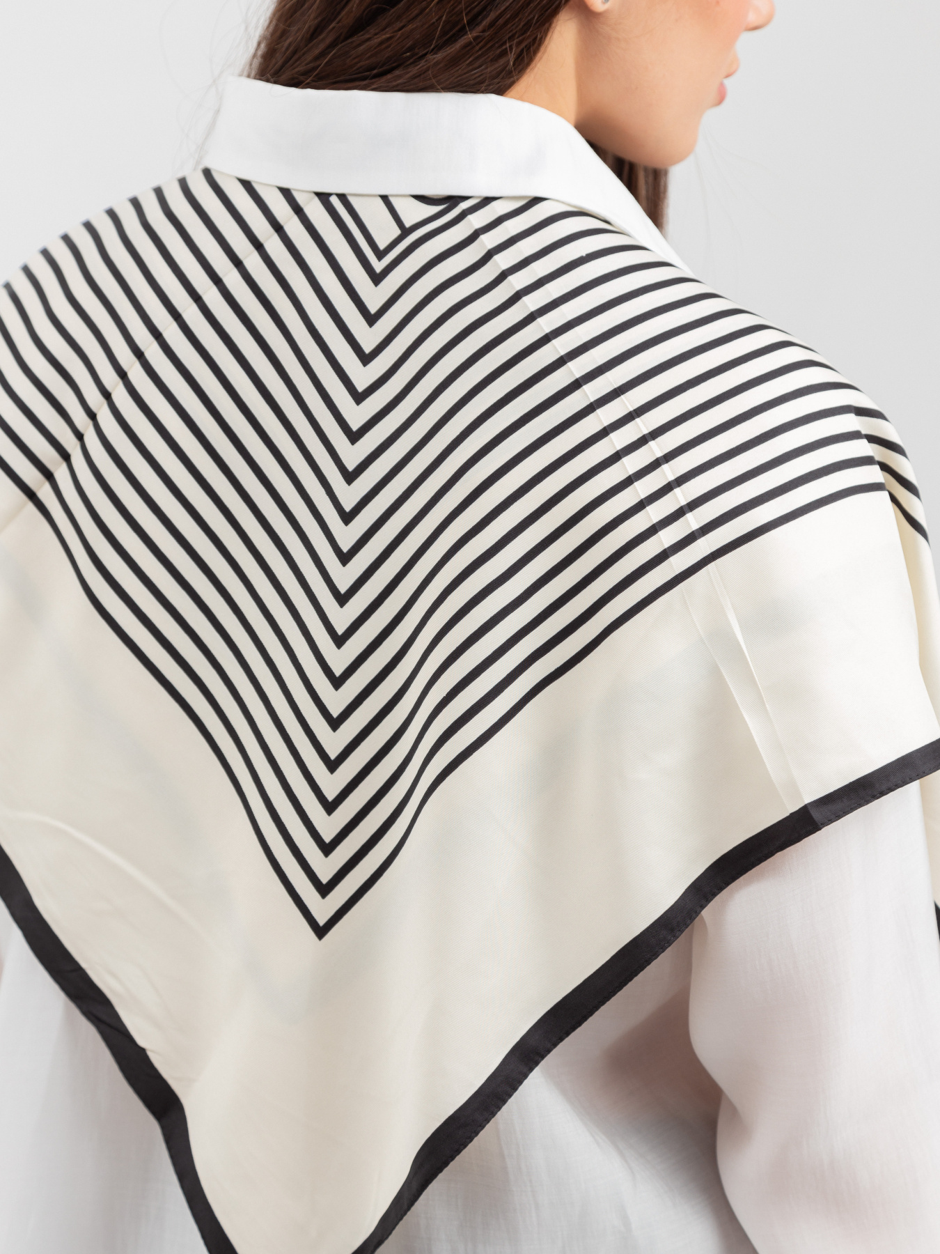 Платок Famo модель APL-156_01 Фото