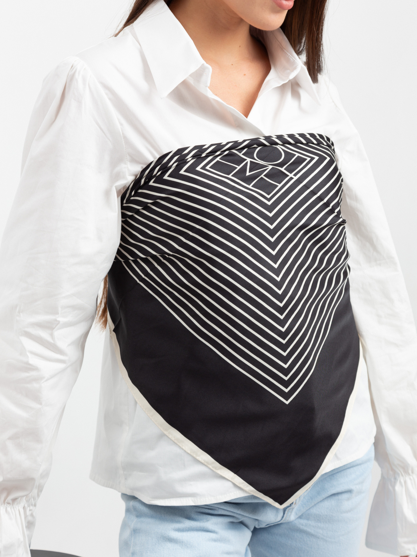 Платок Famo модель APL-156_02 Фото