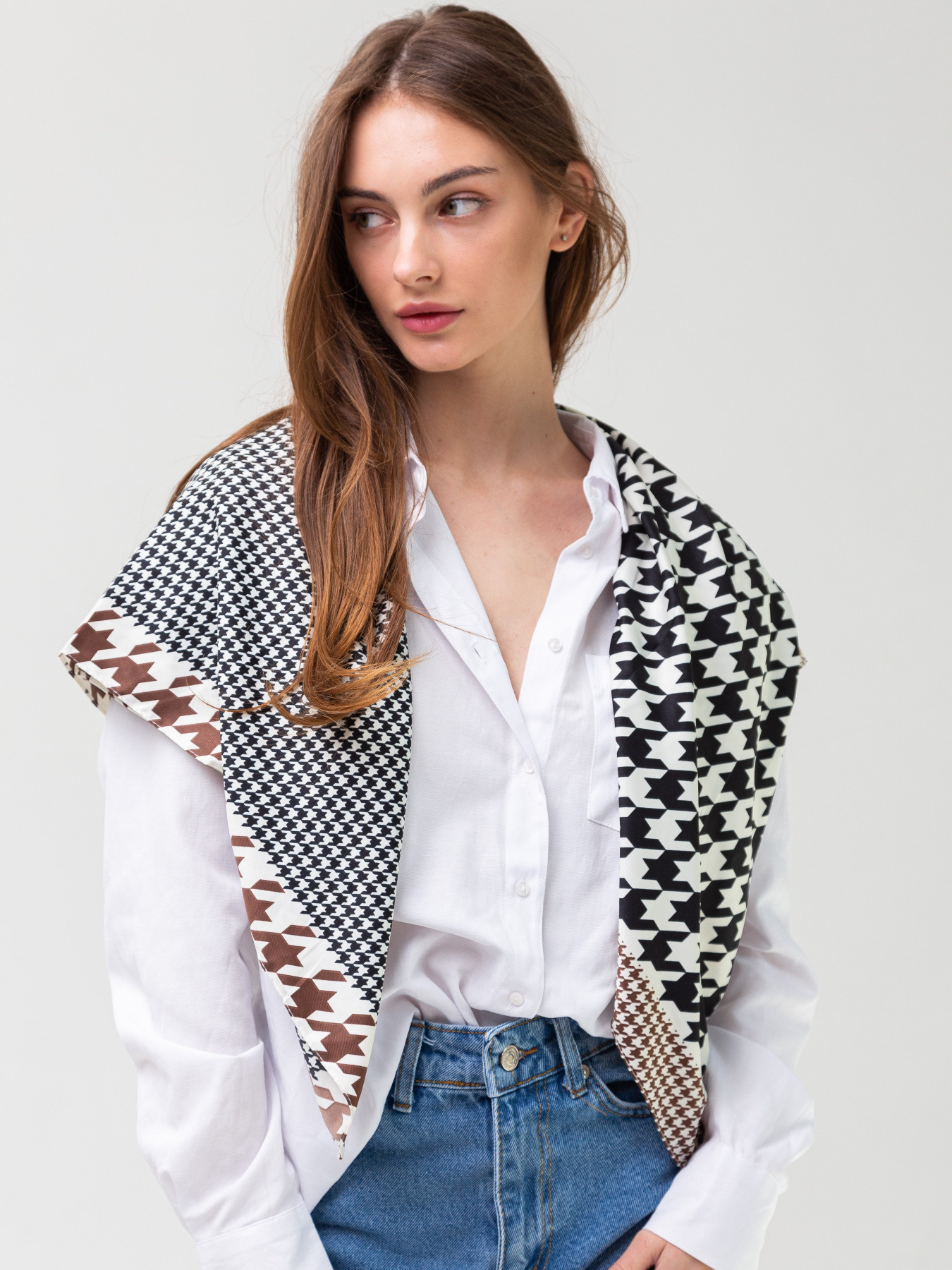 Платок Famo модель APL-136_02 Фото