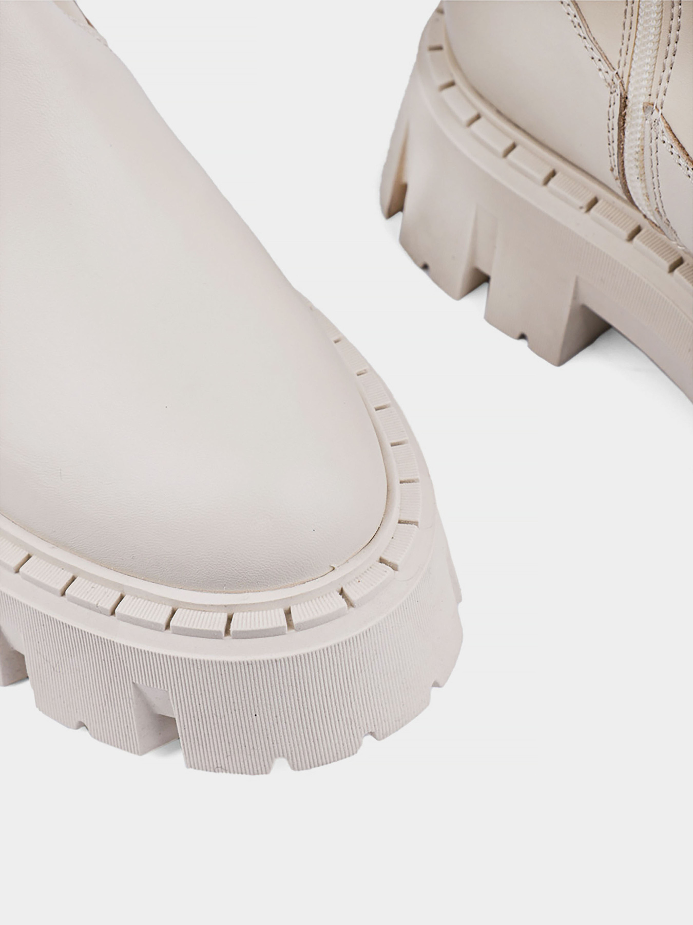 Черевики Attizzare модель 23FW10 Черевики Attizzare модель 23FW10 Фото