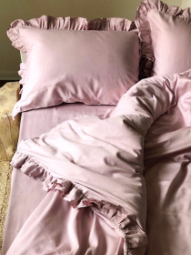 Комплект постільної білизни з рюшами рожевий Cozy модель 8047993 Фото