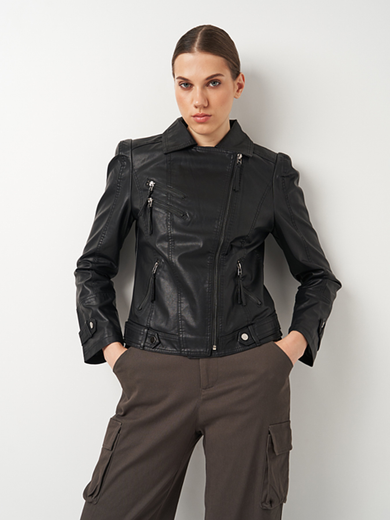 Куртка кожаная Ricco Grande модель k18855bl Фото