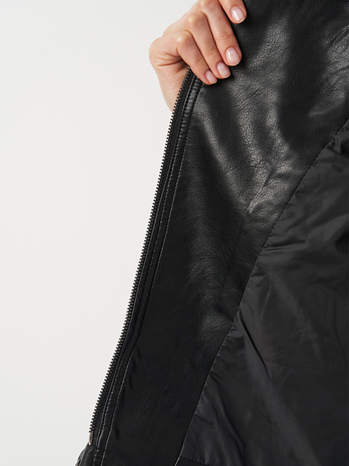 Куртка кожаная Ricco Grande модель k188662bl Фото