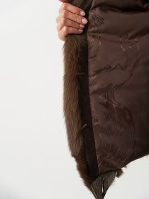 Шуба Ricco Grande модель 1HQ23-YYF23082404Cbr Шуба Ricco Grande модель 1HQ23-YYF23082404Cbr Фото