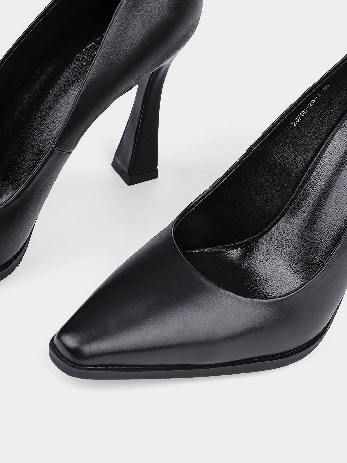 Туфли на каблуках MIRATON модель 2370S-20-1 Фото