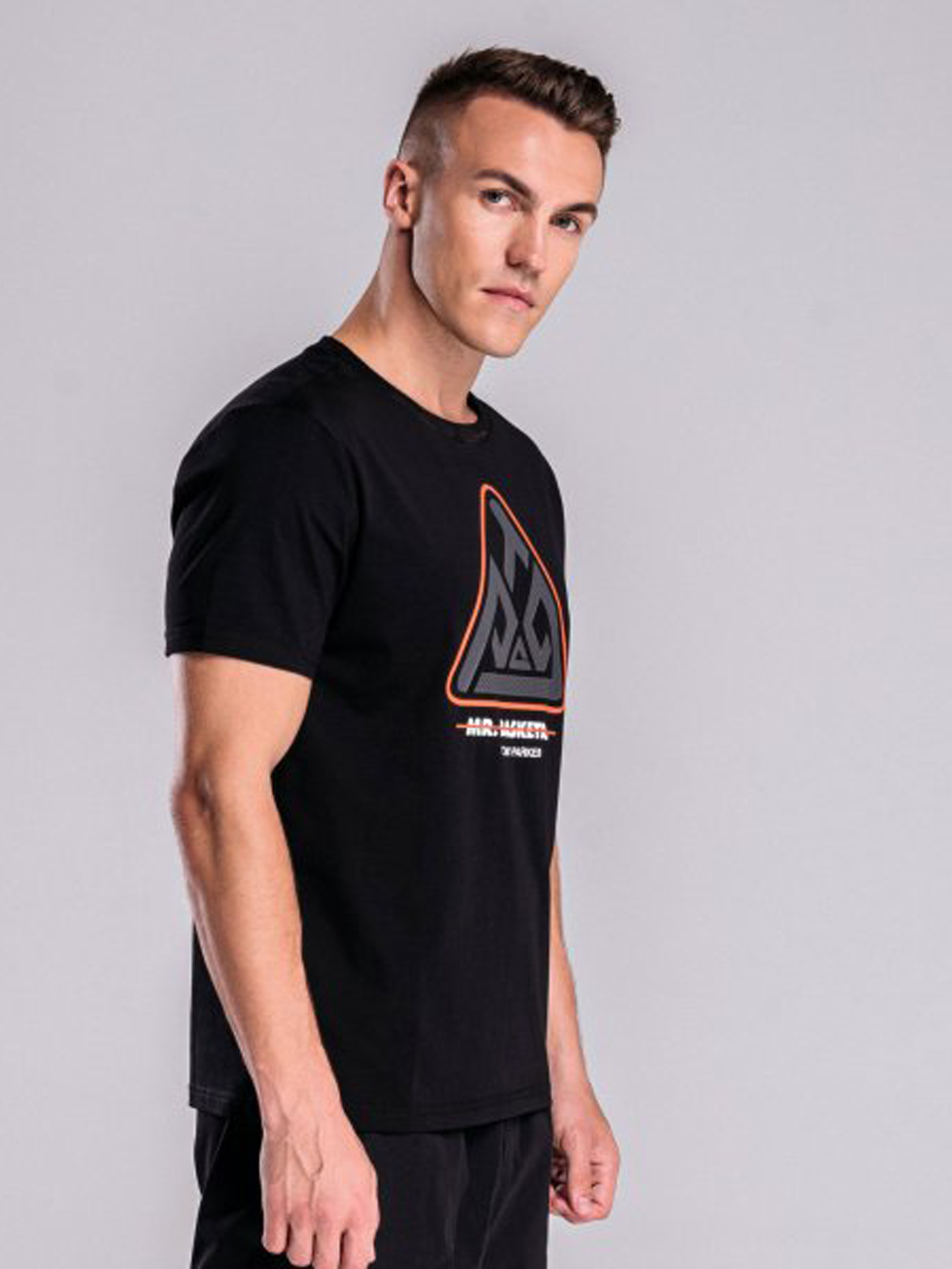 Футболки и поло Peak модель FW602461-BLA Фото