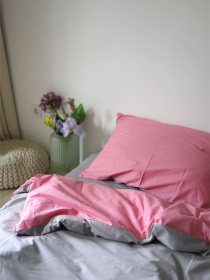 Комплект постельного белья с ткани Ранфорс цвет Розово-серый BedclozZzes модель 3946-2 Комплект постельного белья с ткани Ранфорс цвет Розово-серый BedclozZzes модель 3946-2 Фото