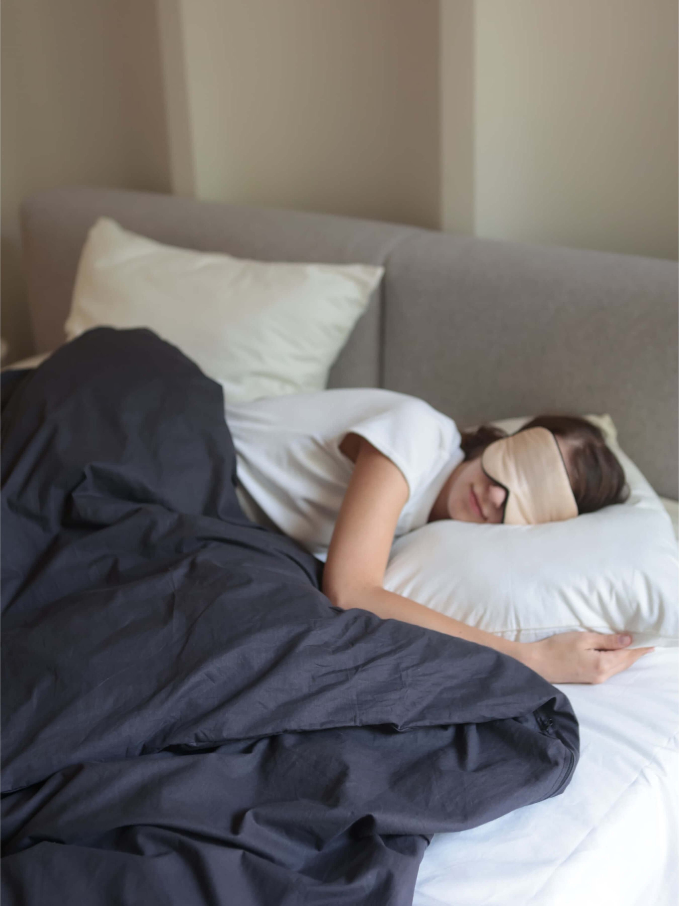 Комплект постельного белья с ткани Ранфорс цвет Серый с молочным BedclozZzes модель 3946-4 Комплект постельного белья с ткани Ранфорс цвет Серый с молочным BedclozZzes модель 3946-4 Фото