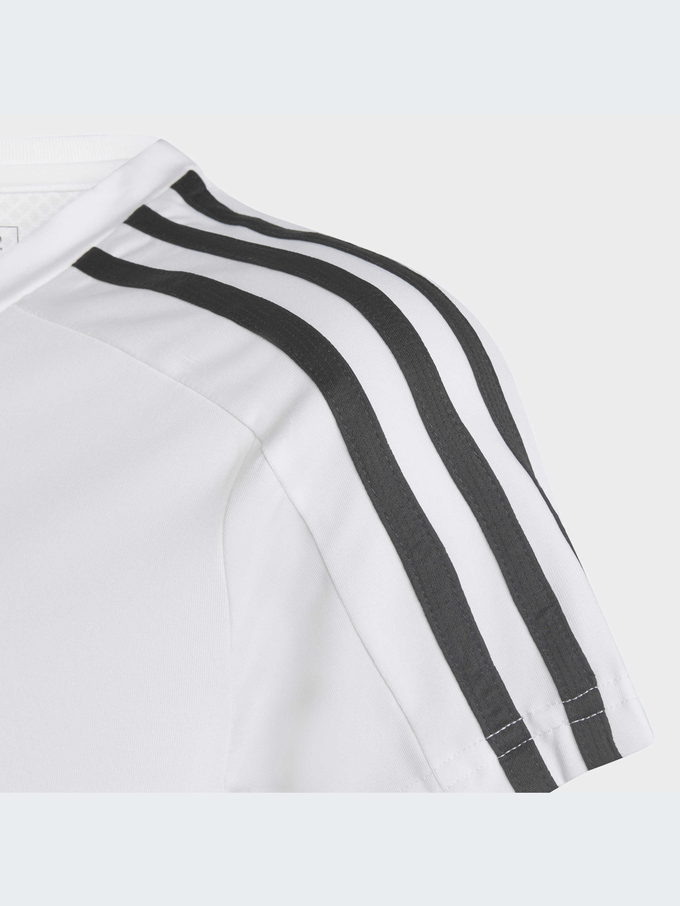 Спортивная футболка Adidas модель HR5774 Фото