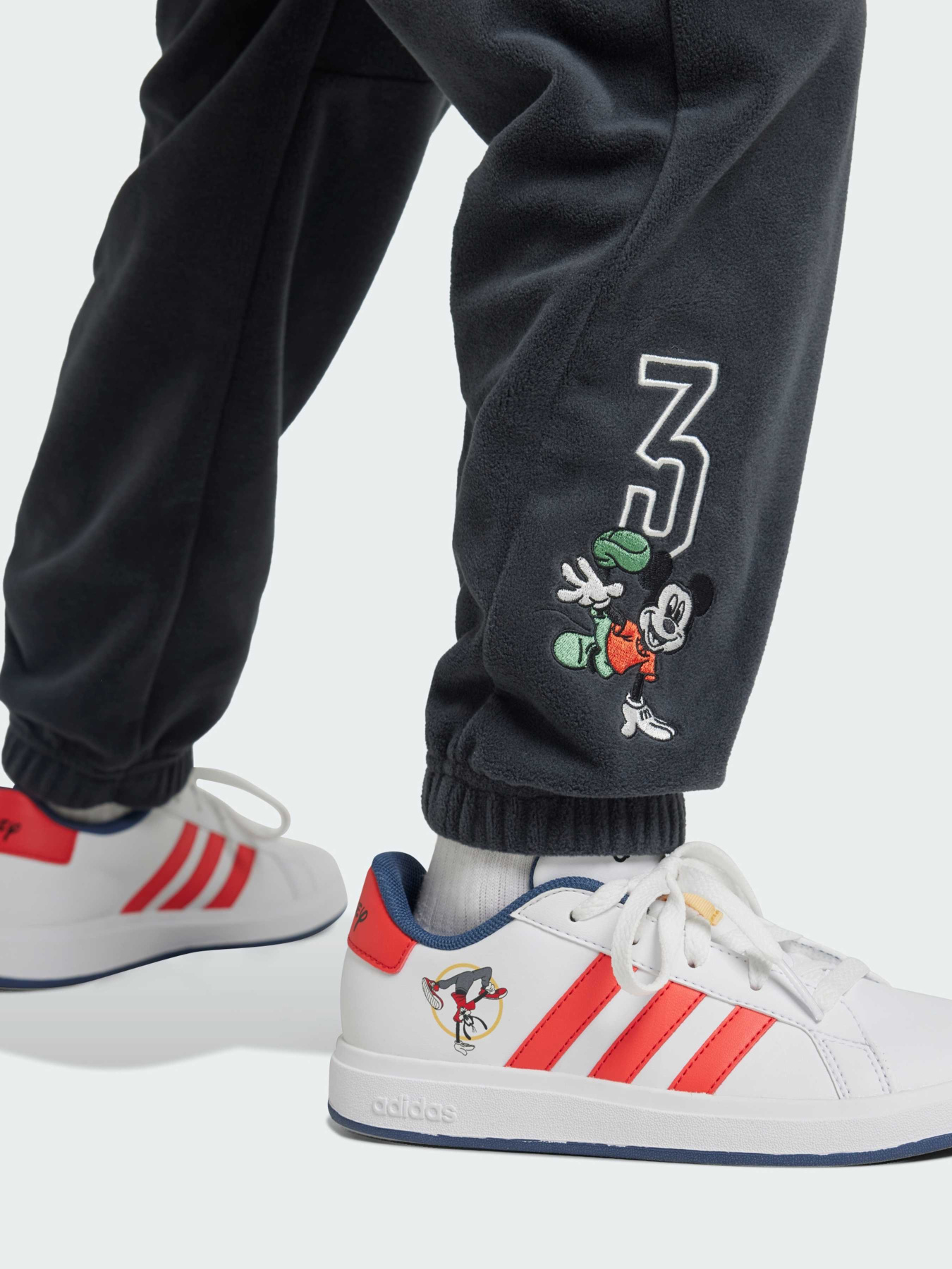 Джогери Adidas x Disney модель IV9626 Фото