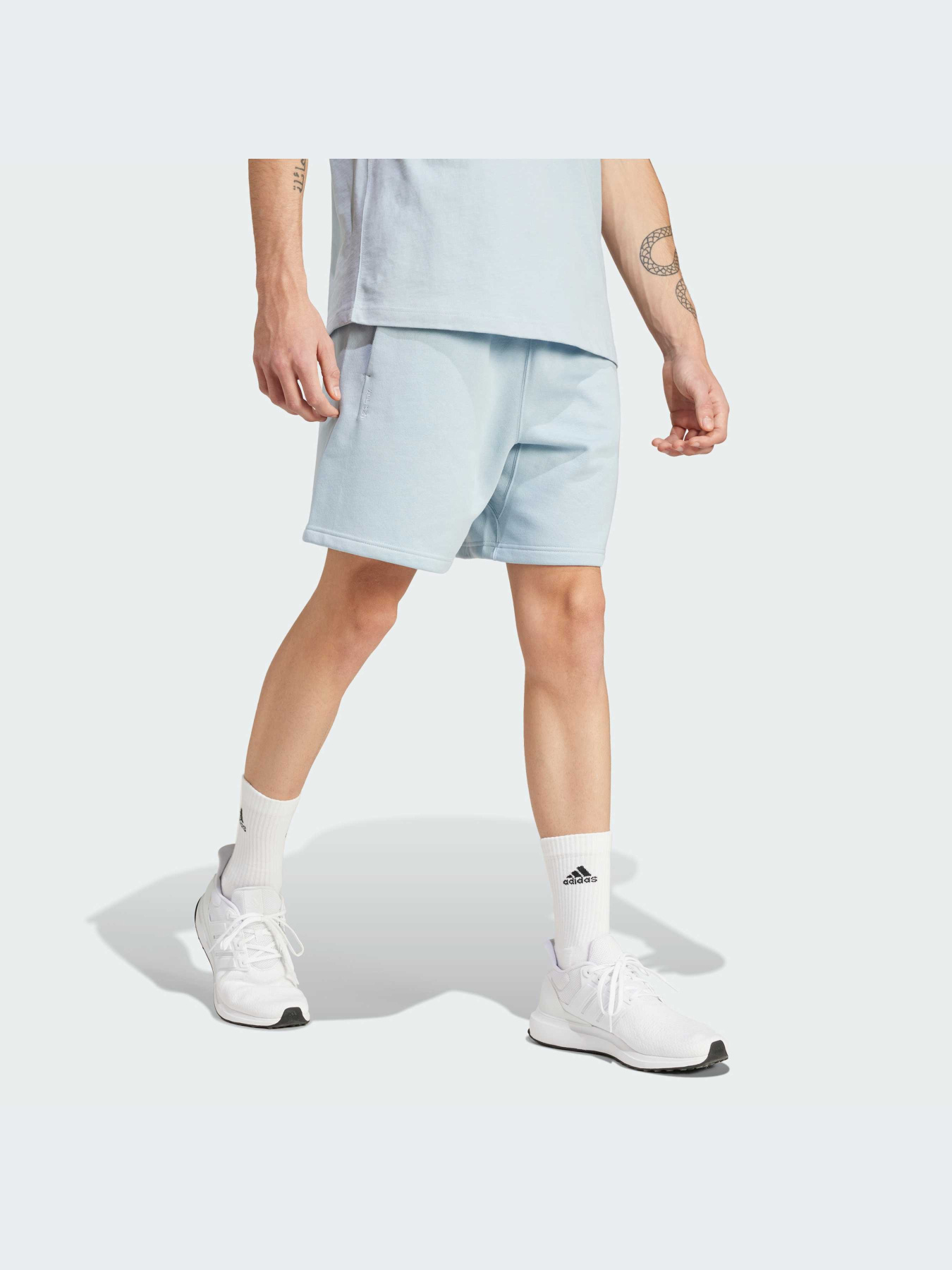 Повсякденні шорти Adidas модель IY6603 Фото