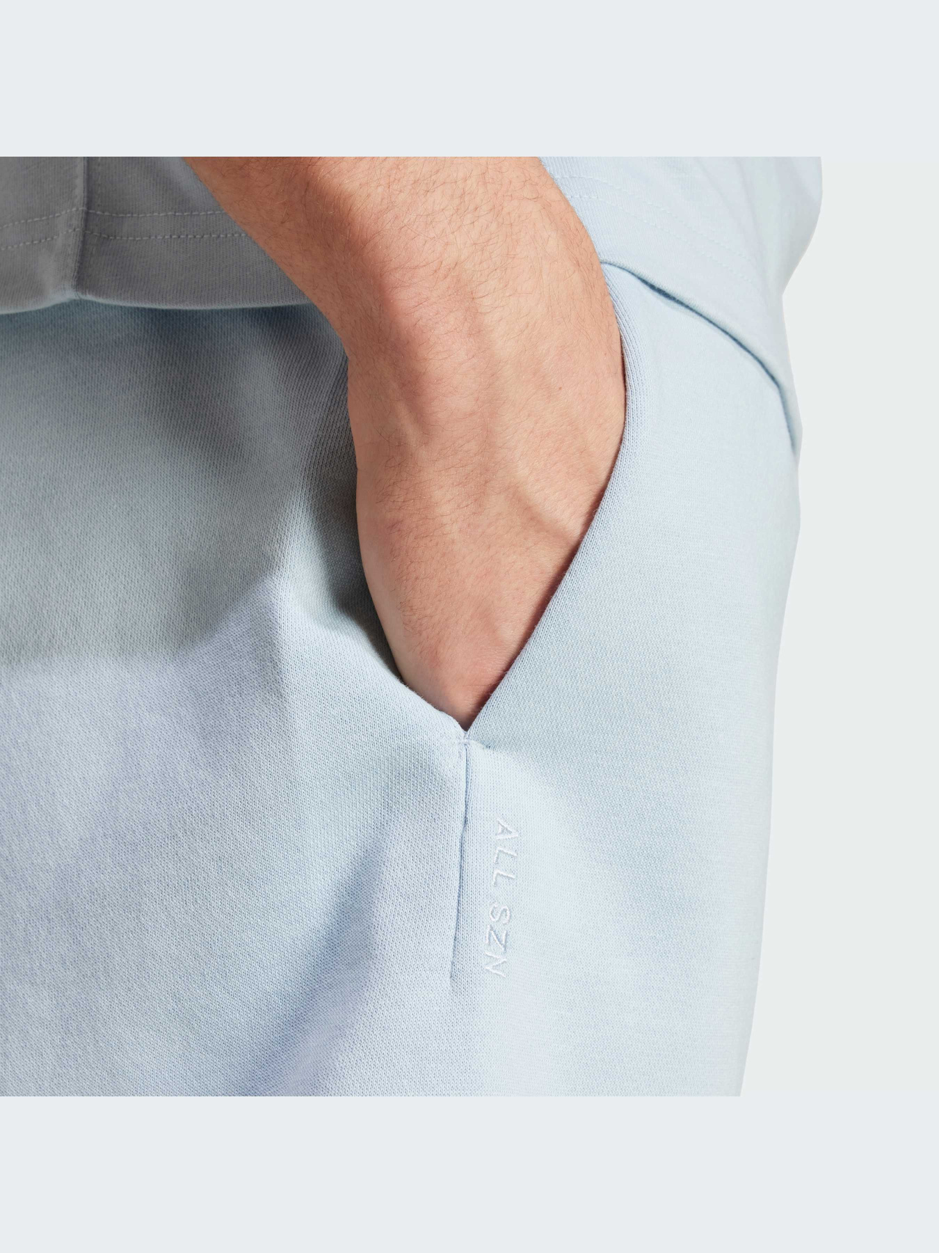 Повсякденні шорти Adidas модель IY6603 Фото