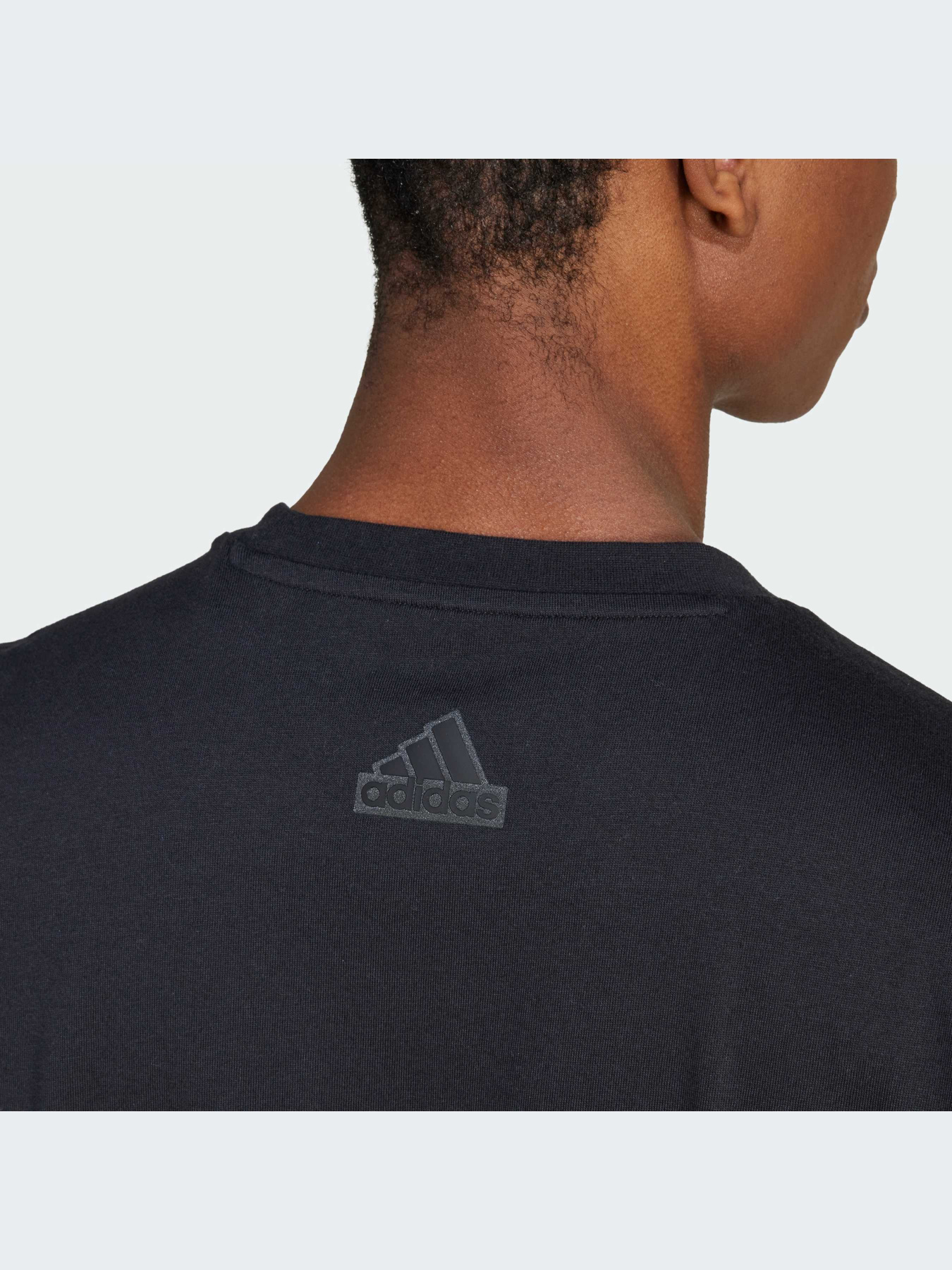 Футболка Adidas модель IW2652 Фото