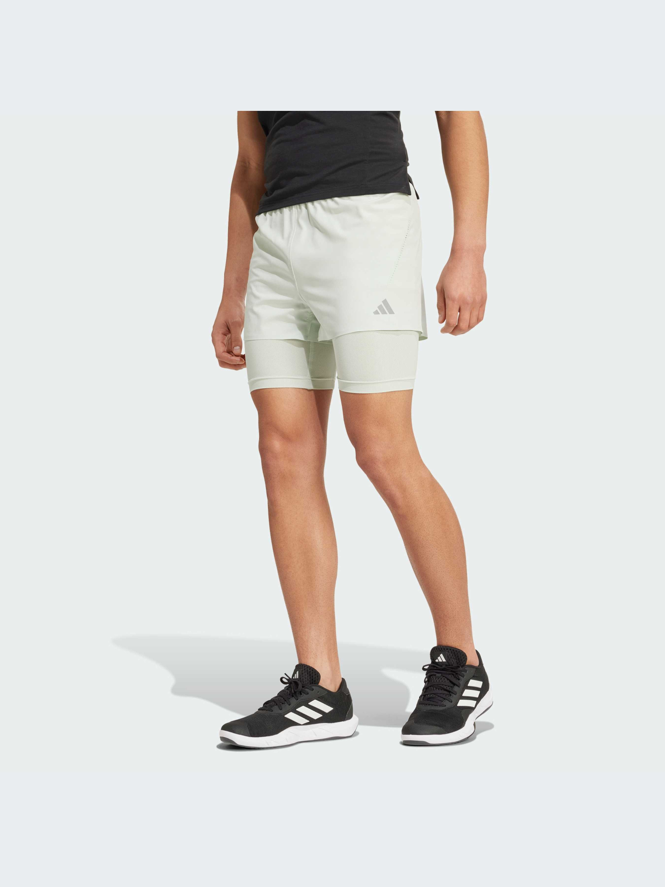 Спортивні шорти Adidas модель IX9074 Спортивні шорти Adidas модель IX9074 Фото