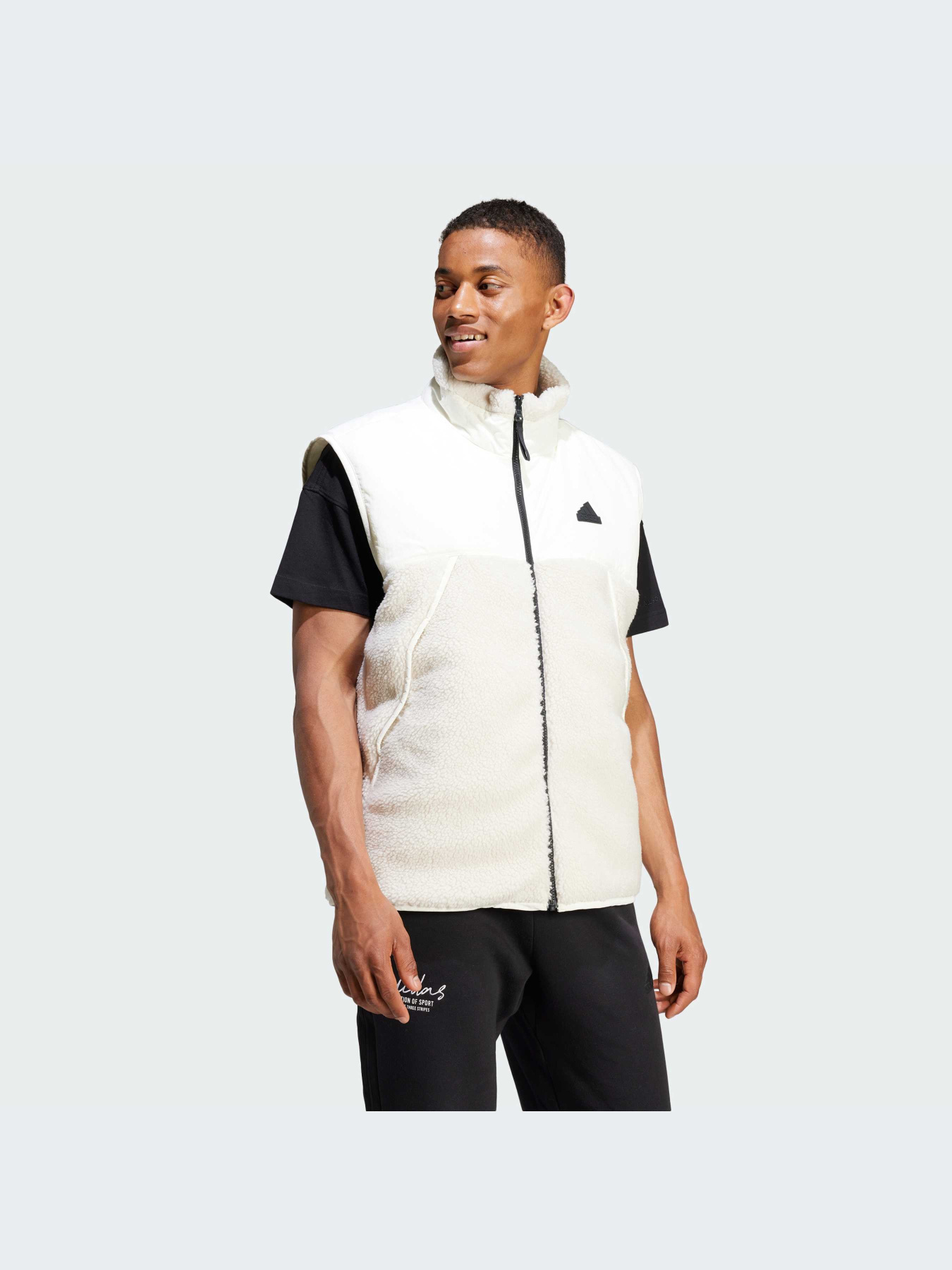 Жилет с утеплителем Adidas модель IZ4658 Фото