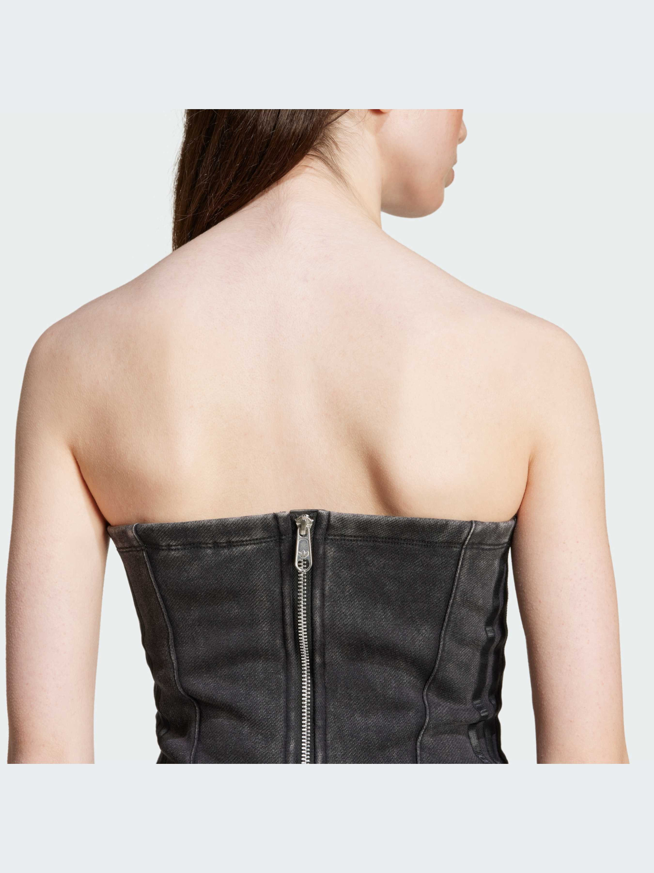 Топ Adidas модель IW5570 Фото