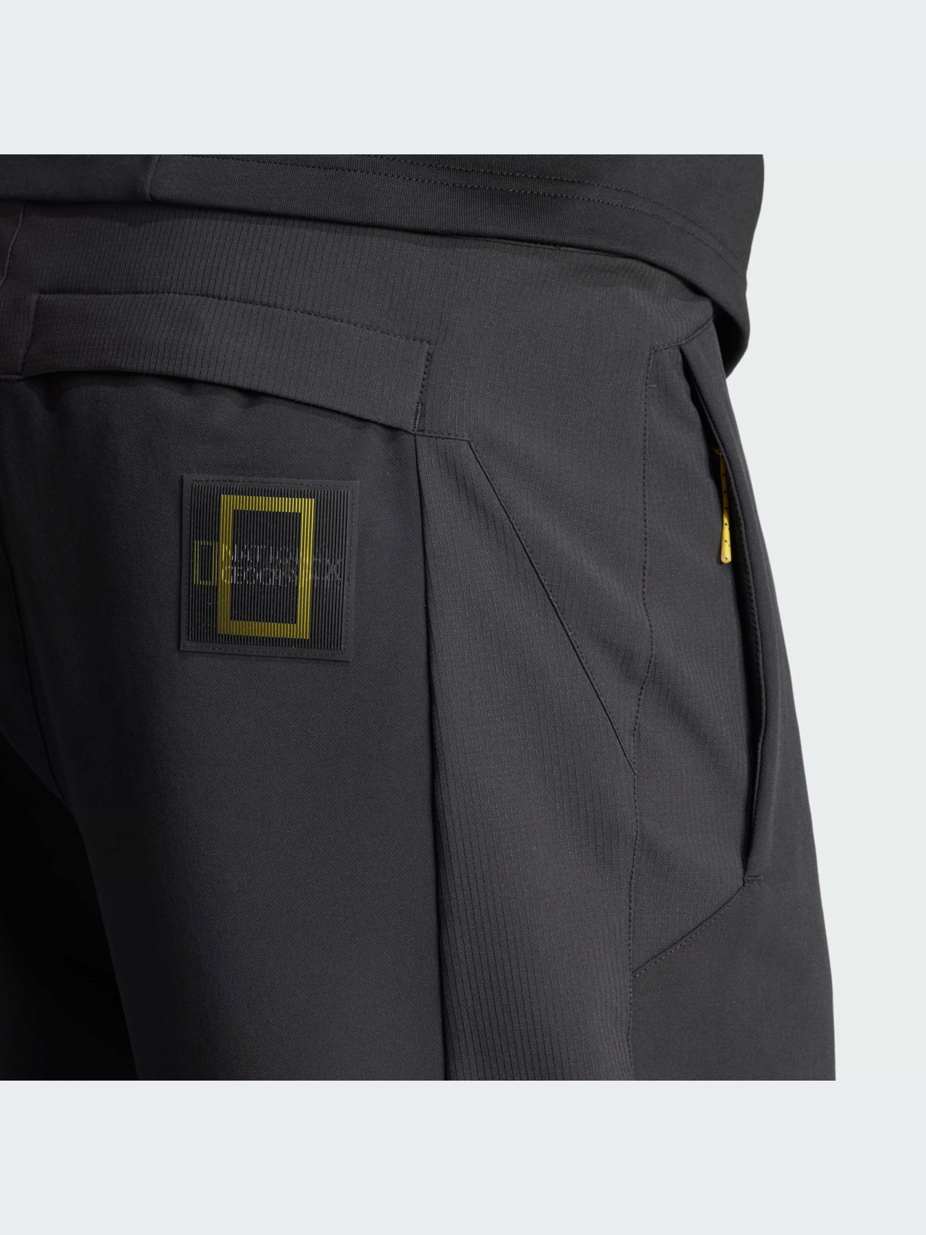 Штаны спортивные Adidas модель IX7923 Фото