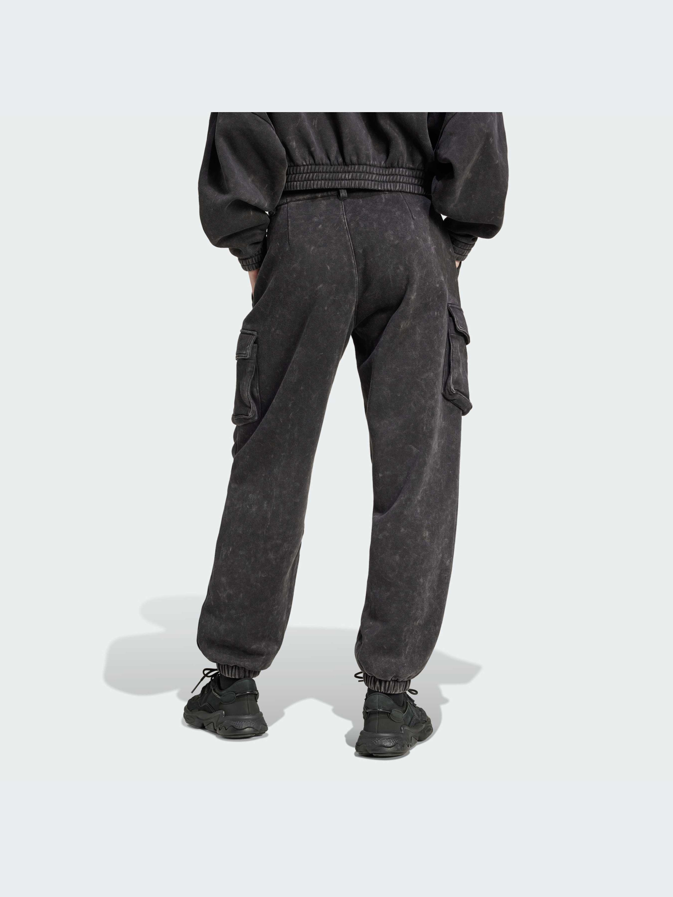 Карго Adidas модель IW5563 Фото