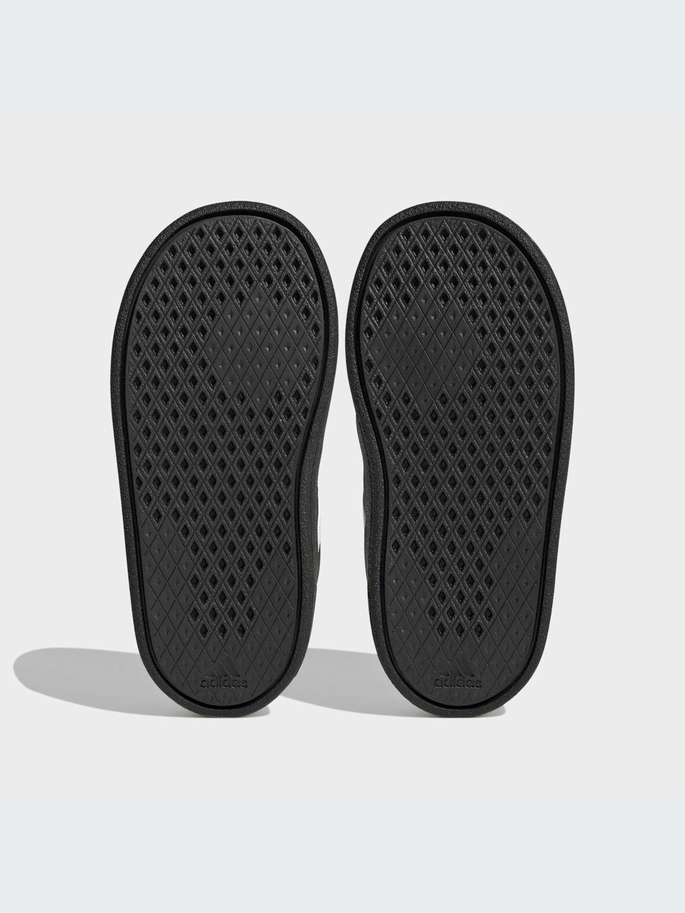 Кроссовки Adidas модель HP8975 Фото