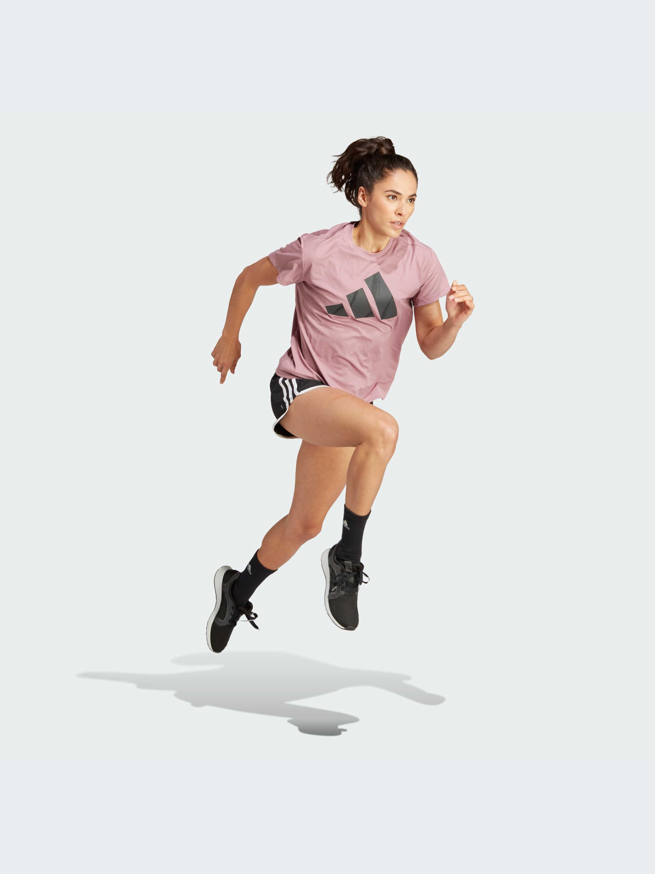 Футболка спортивна Adidas модель IL4746 Фото