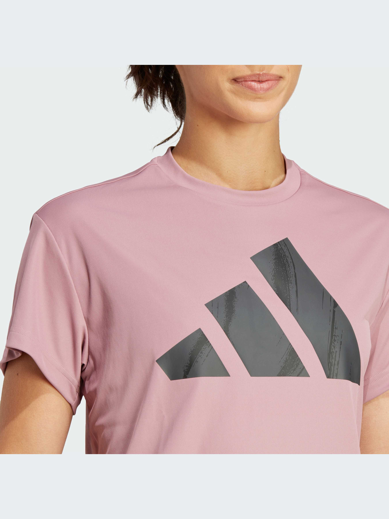 Спортивна футболка Adidas модель IL4746 Фото