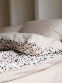 Комплект постільної білизни з тканини Ранфорс колір Квітковий принт з бежевим BedclozZzes модель 15691-1-1-1-1 Фото