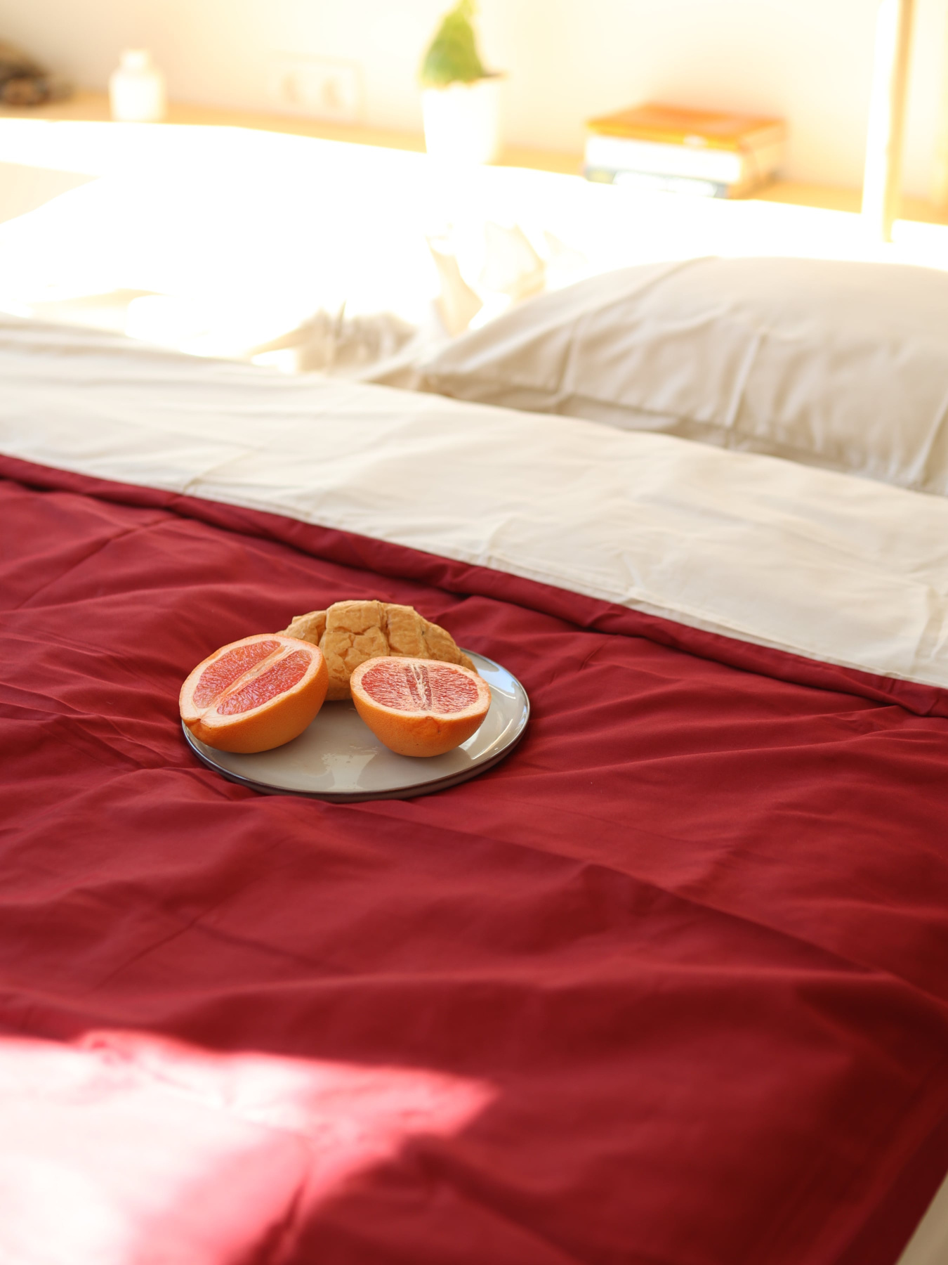 Комплект постельного белья с ткани Сатин цвет Бежевый и бордовый BedclozZzes модель 13773 Фото