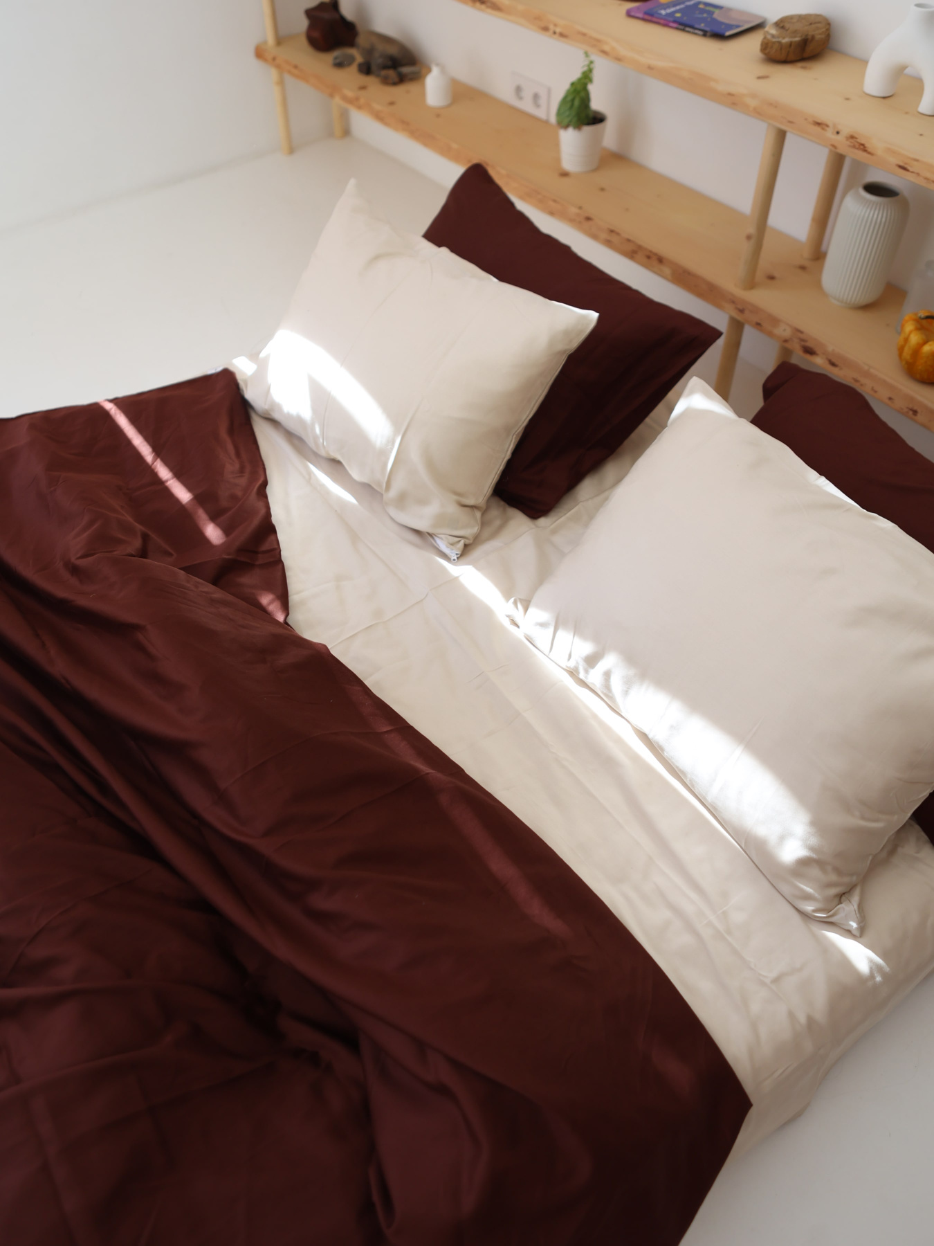 Комплект постільної білизни з тканини Сатин колір Бежевий і шоколадний BedclozZzes модель 13787 Фото