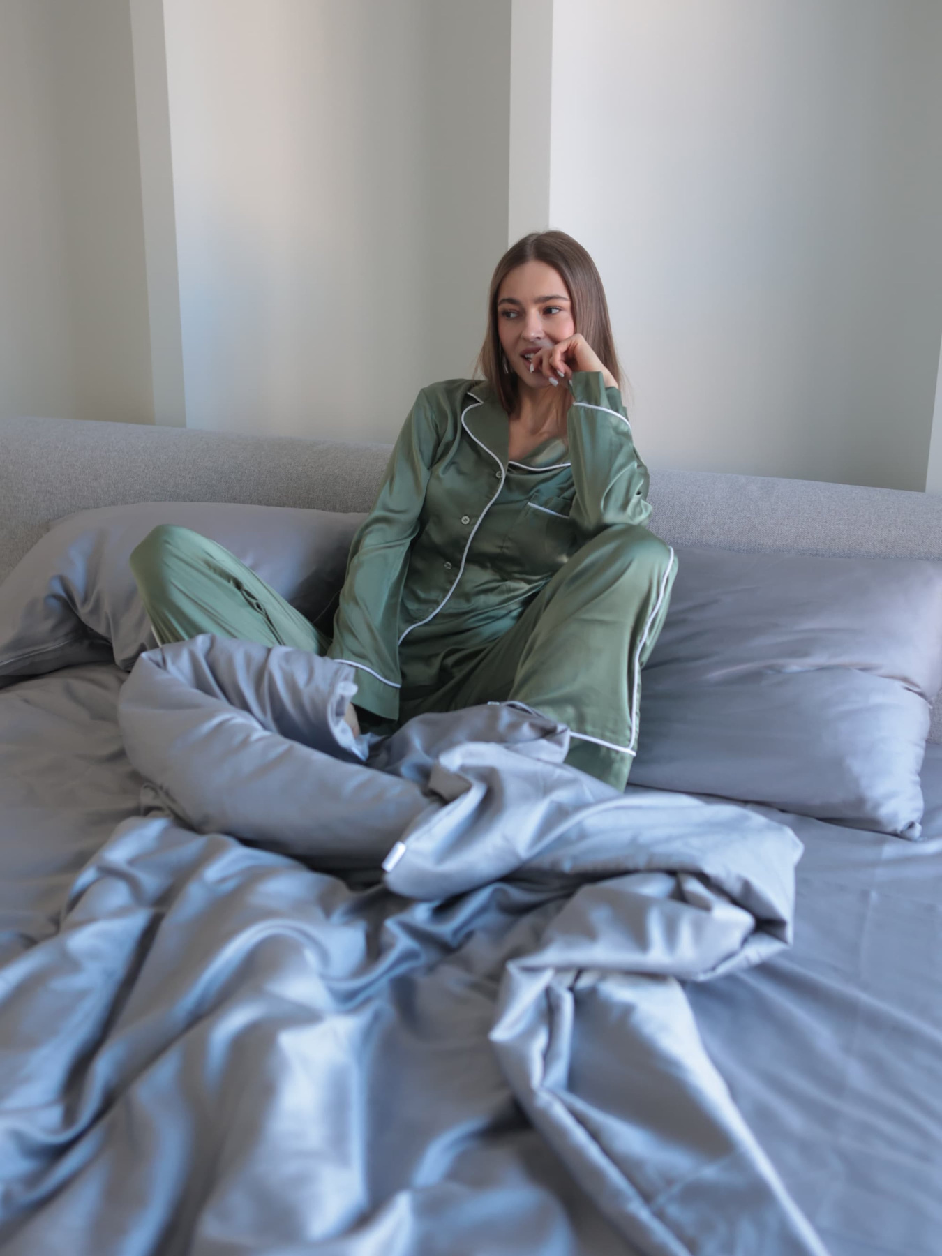 Комплект постельного белья с ткани Сатин цвет Серый BedclozZzes модель 15555 Фото