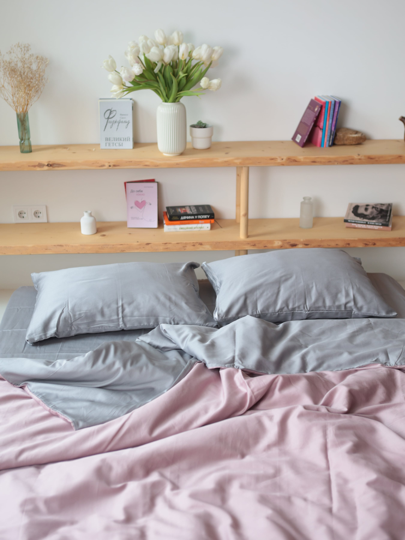 Комплект постільної білизни з тканини Сатин колір Сіро-рожевий BedclozZzes модель 18631 Фото