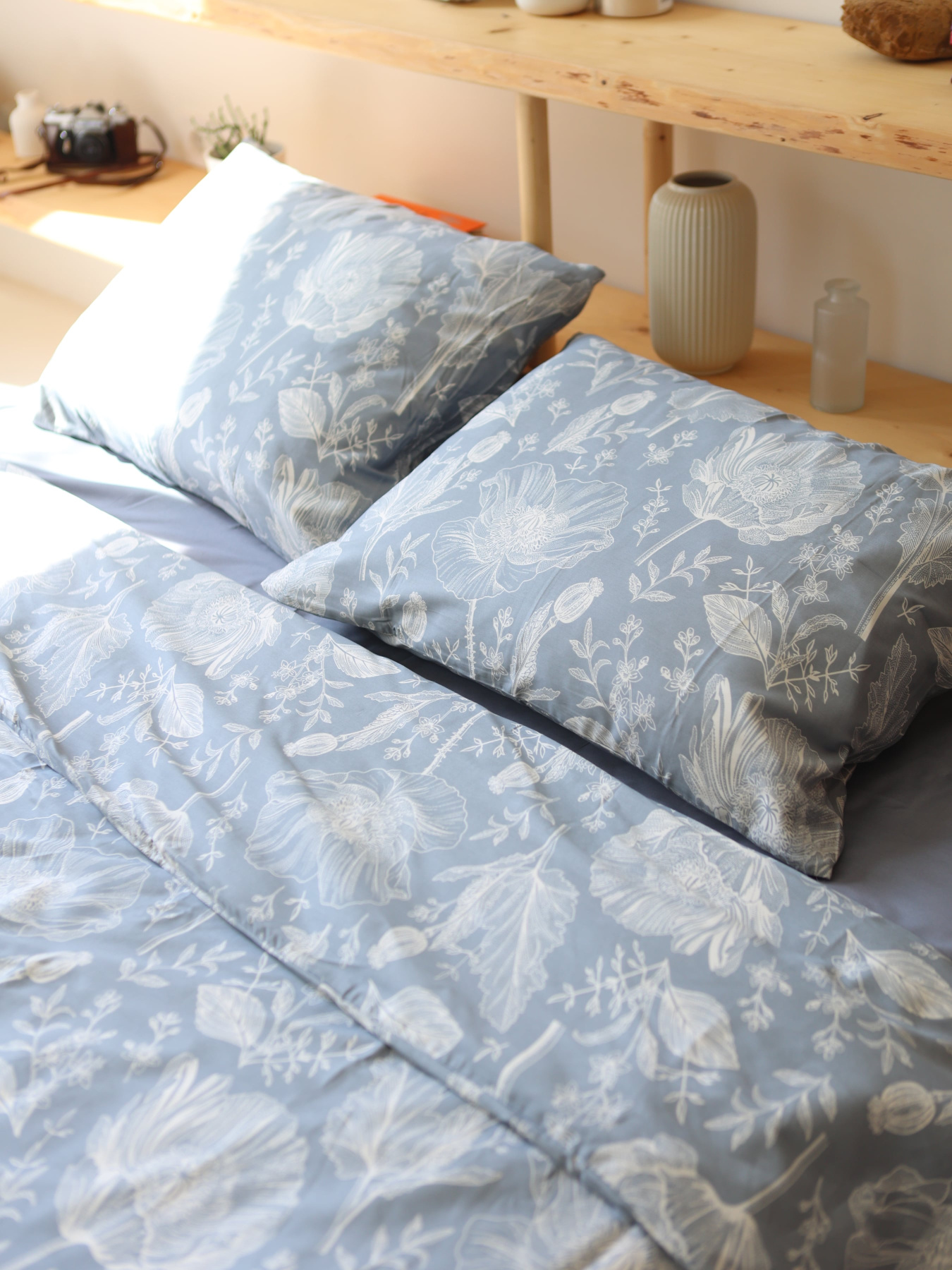 Комплект постільної білизни з тканини Сатин колір Квітковий принт і сірий BedclozZzes модель 18641-1 Комплект постільної білизни з тканини Сатин колір Квітковий принт і сірий BedclozZzes модель 18641-1 Фото